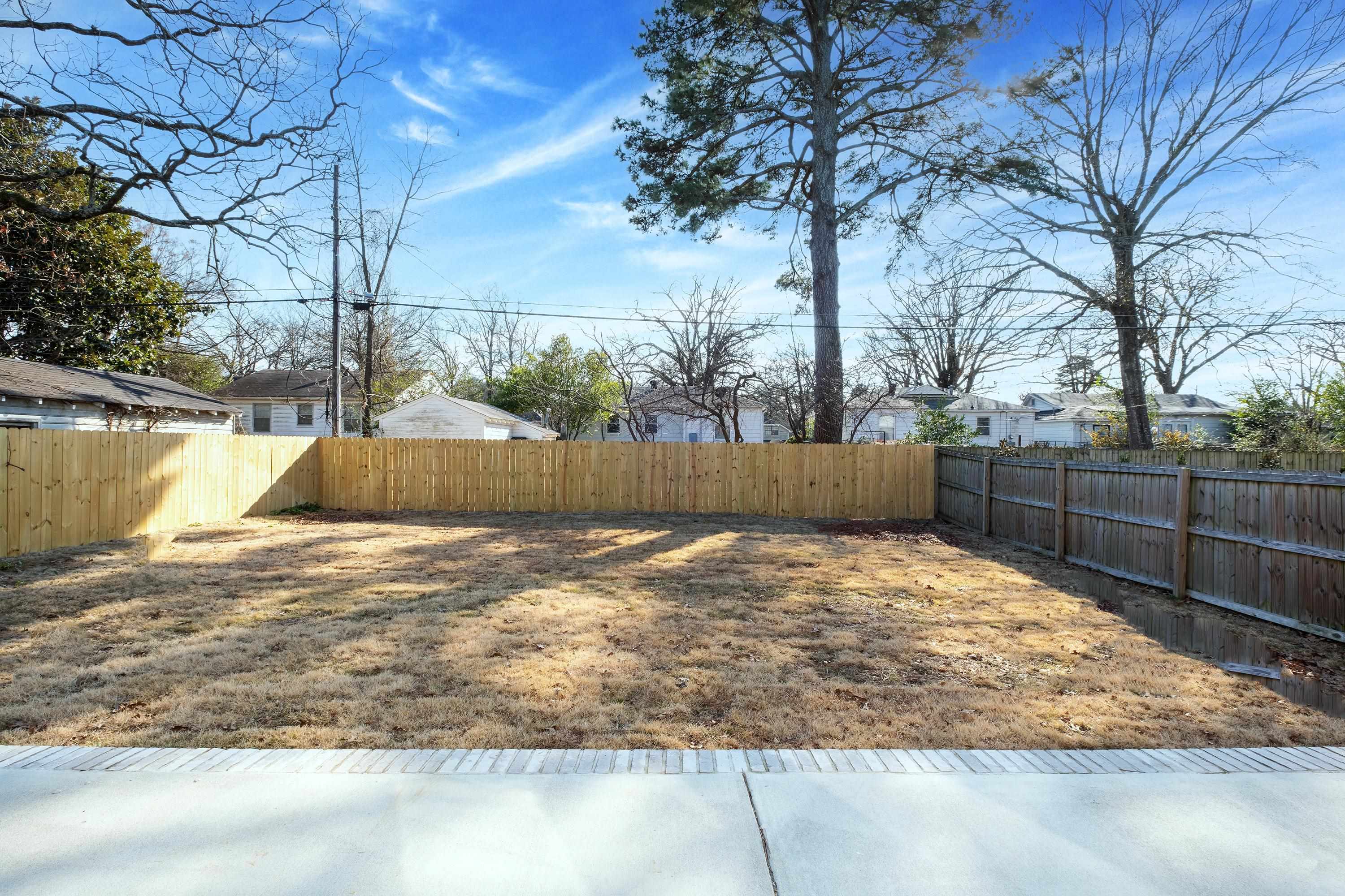 CAMMACK WOODS - Residential