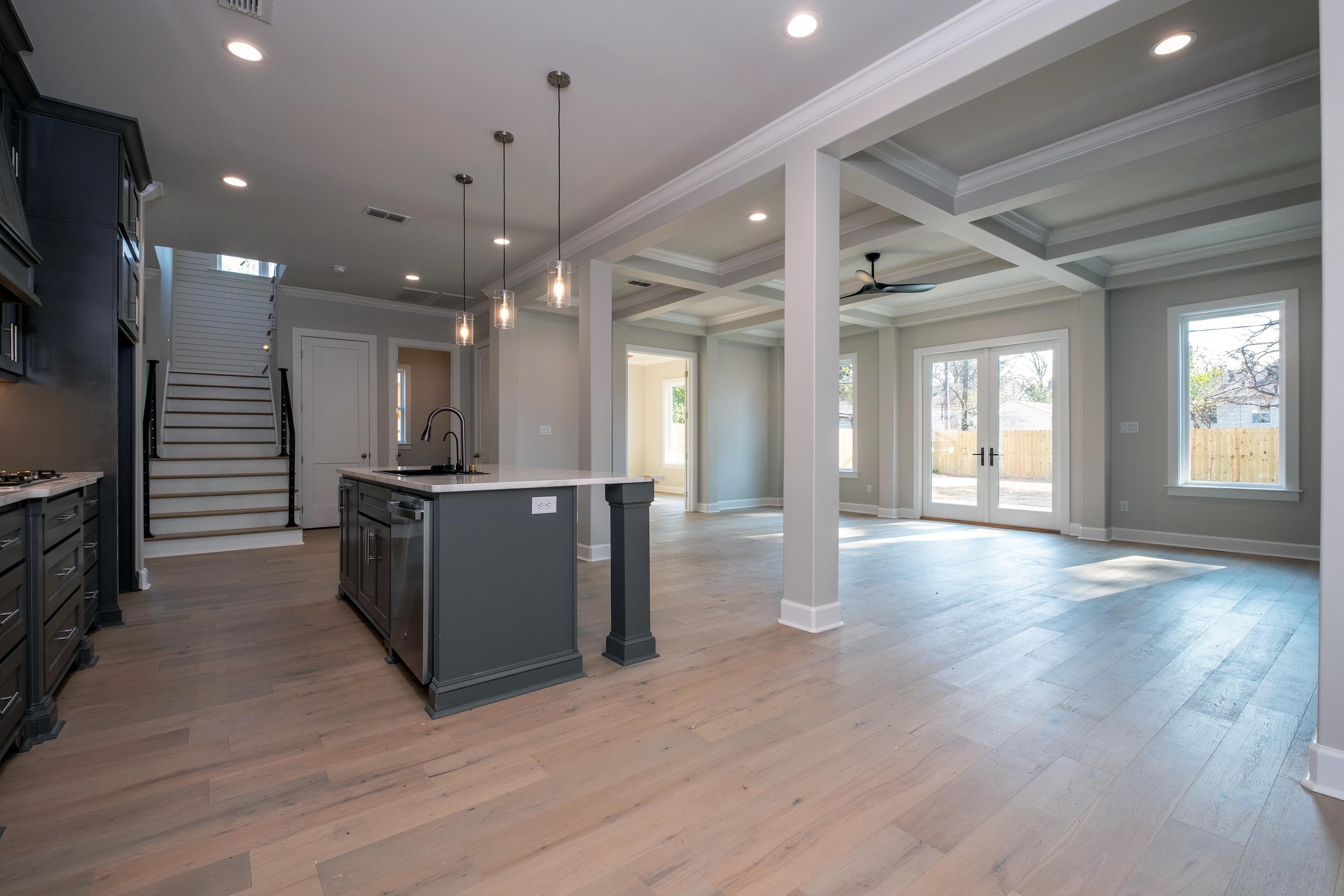 CAMMACK WOODS - Residential