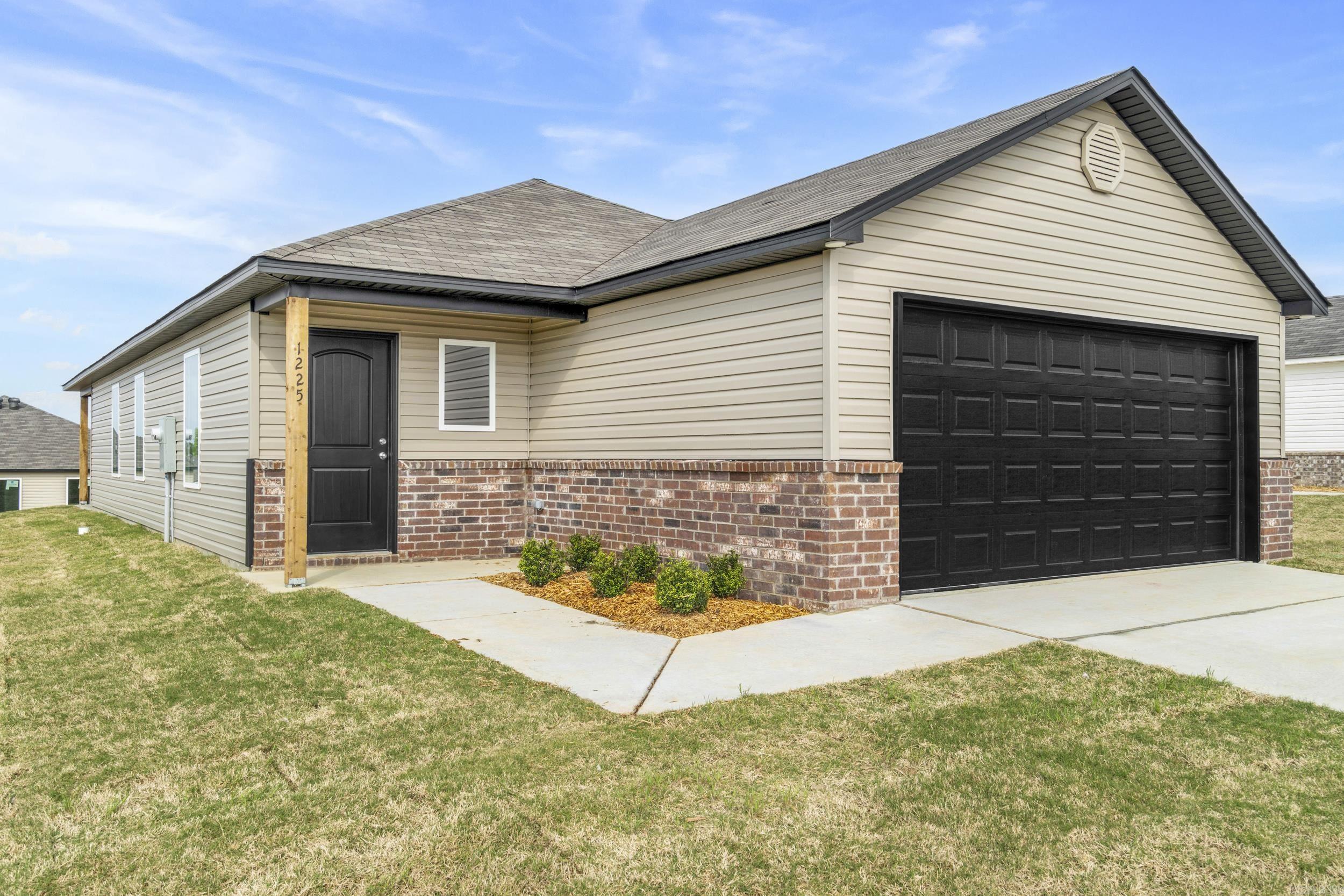 THE MEADOWS - Residential