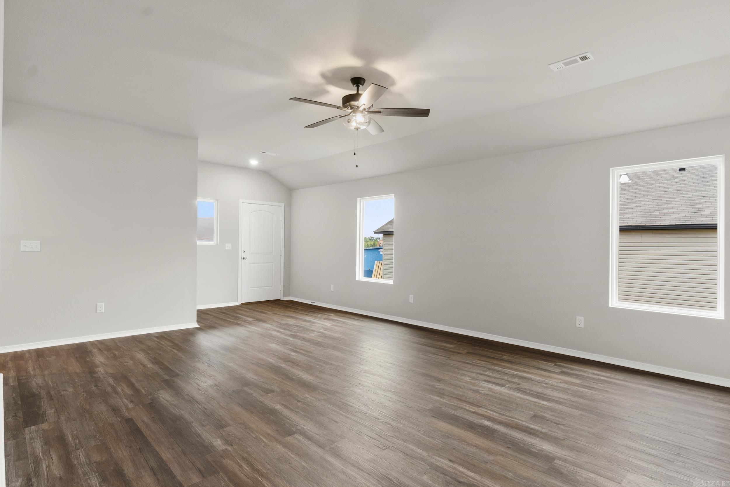 THE MEADOWS - Residential