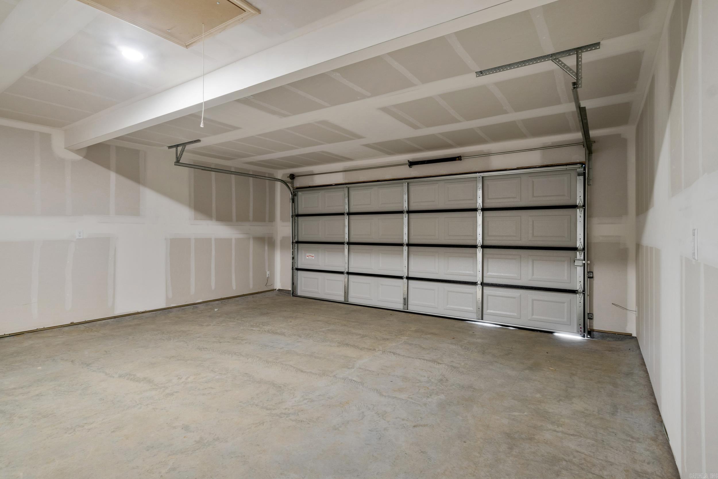 THE MEADOWS - Residential