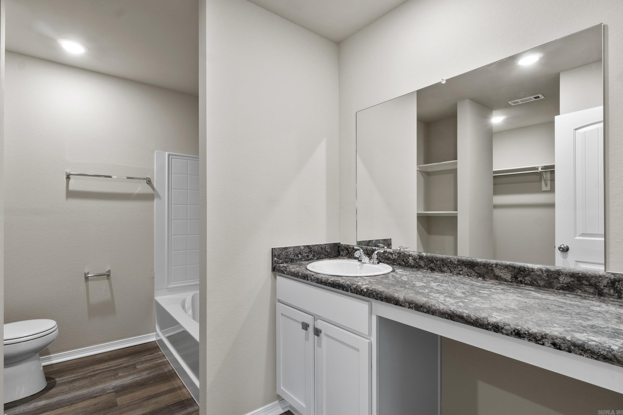 THE MEADOWS - Residential