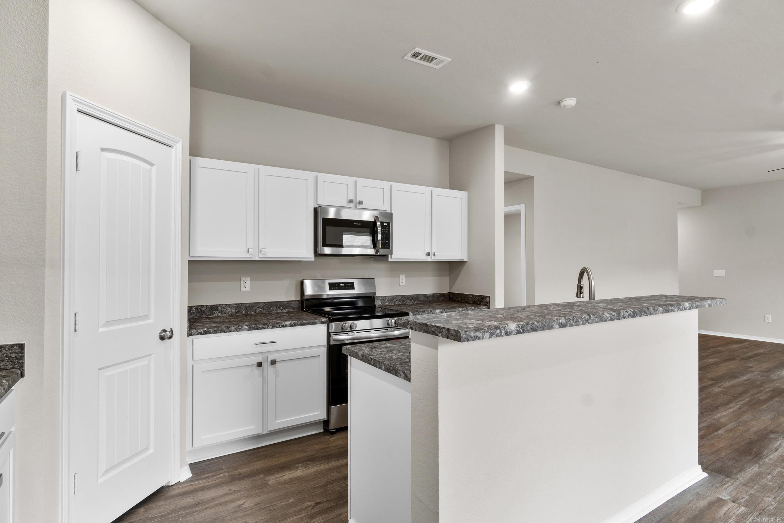 THE MEADOWS - Residential