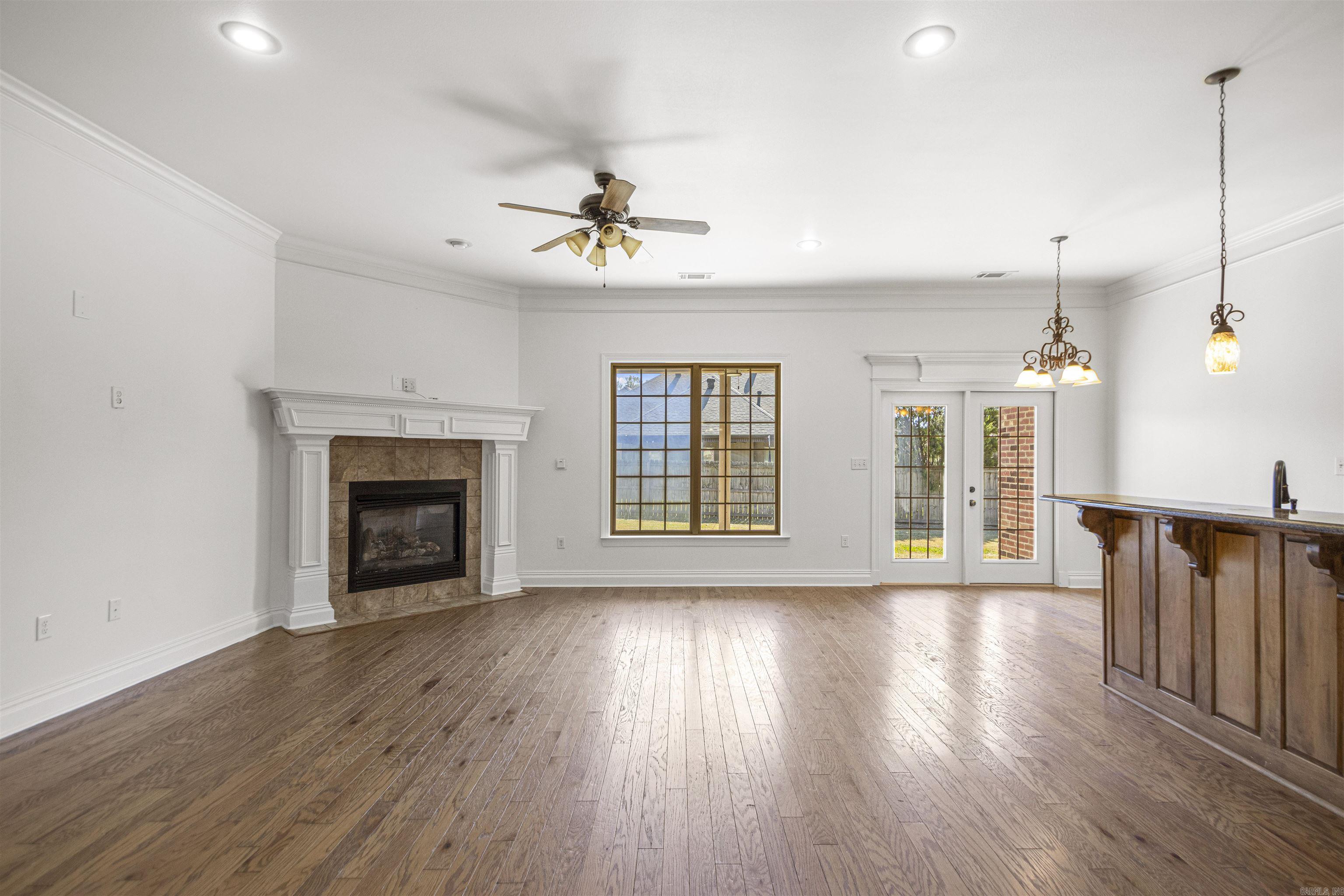 HURRICANE MEADOWS - Residential