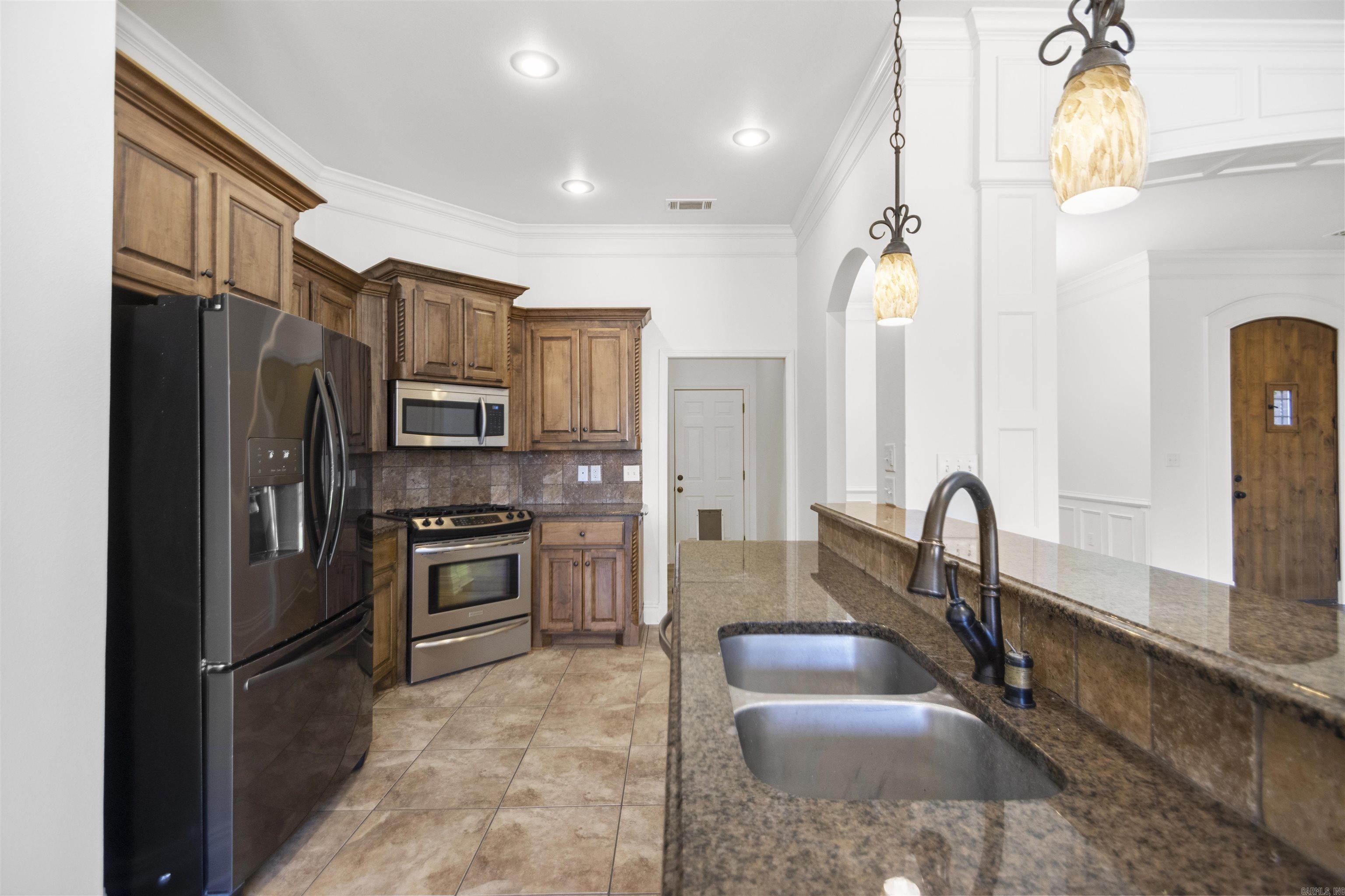 HURRICANE MEADOWS - Residential