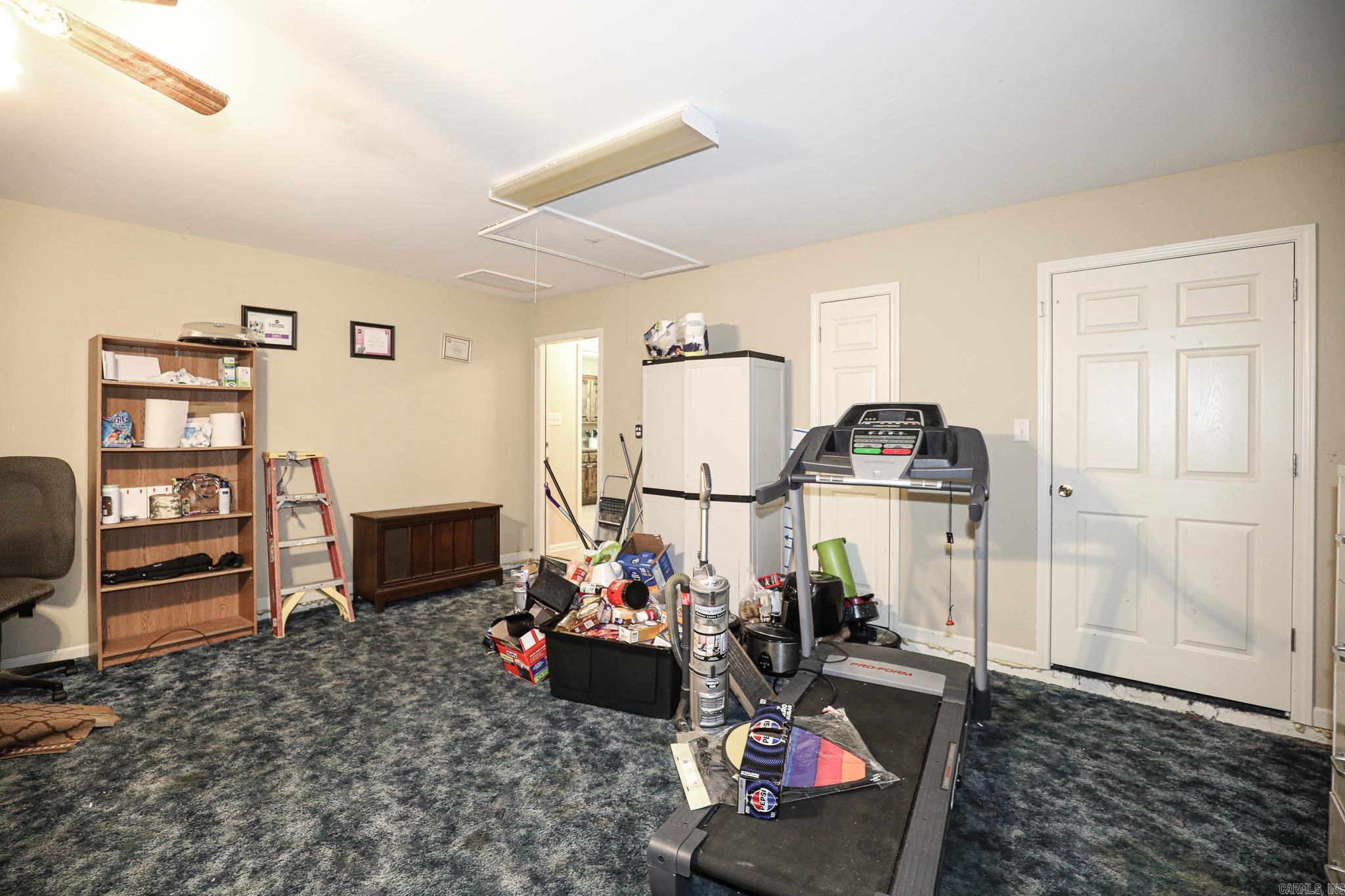 MEADOWLAKE - Residential