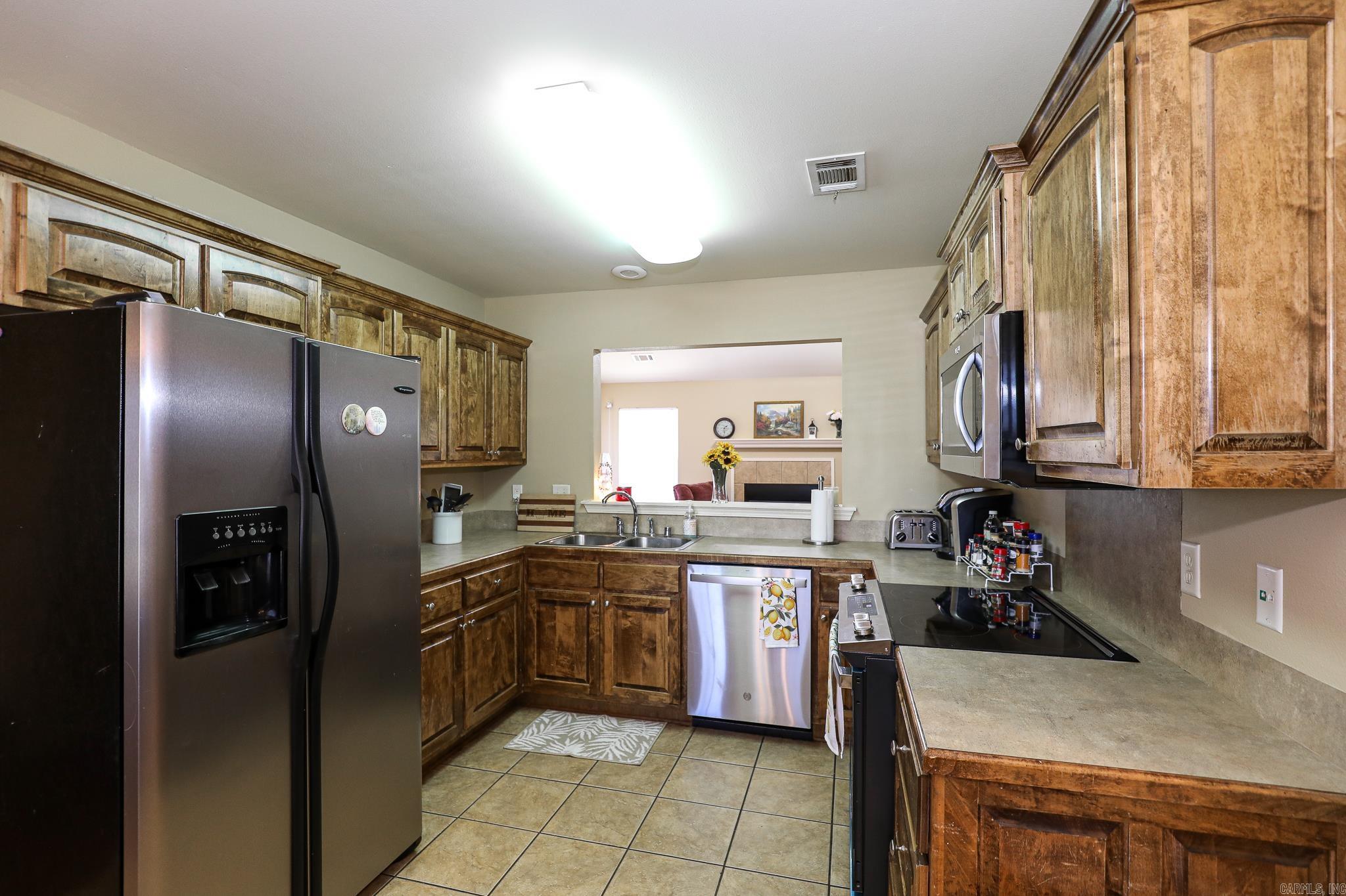 MEADOWLAKE - Residential