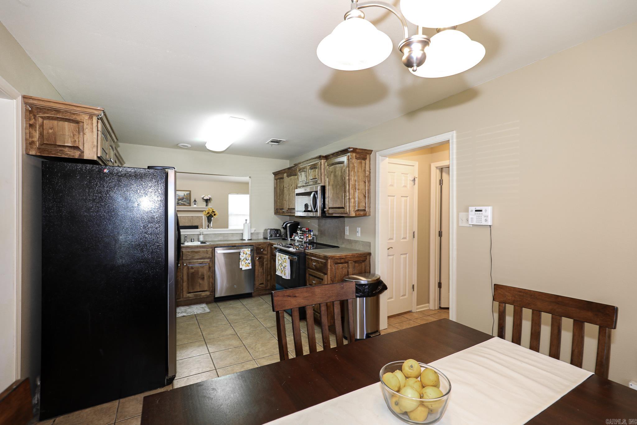 MEADOWLAKE - Residential