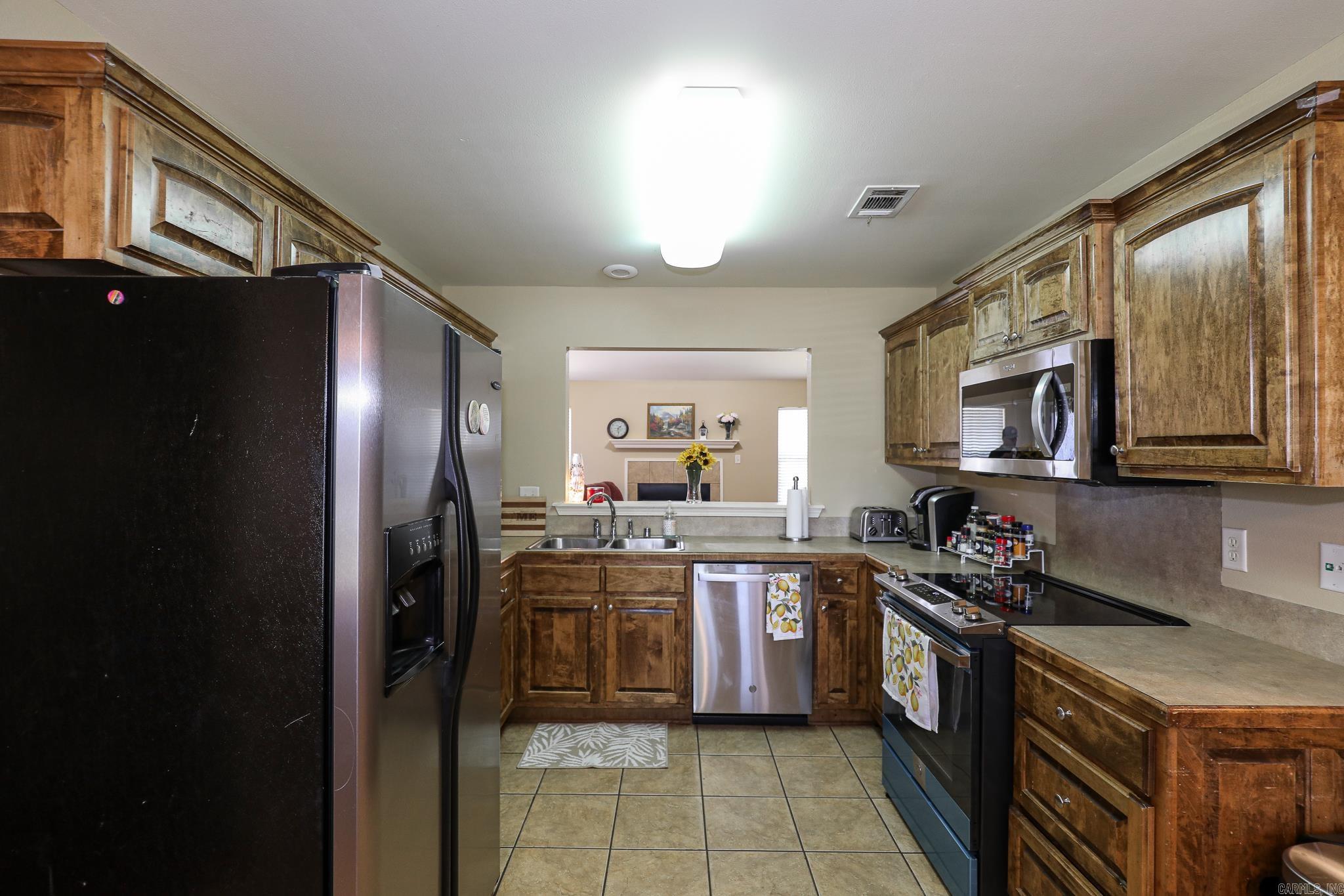 MEADOWLAKE - Residential