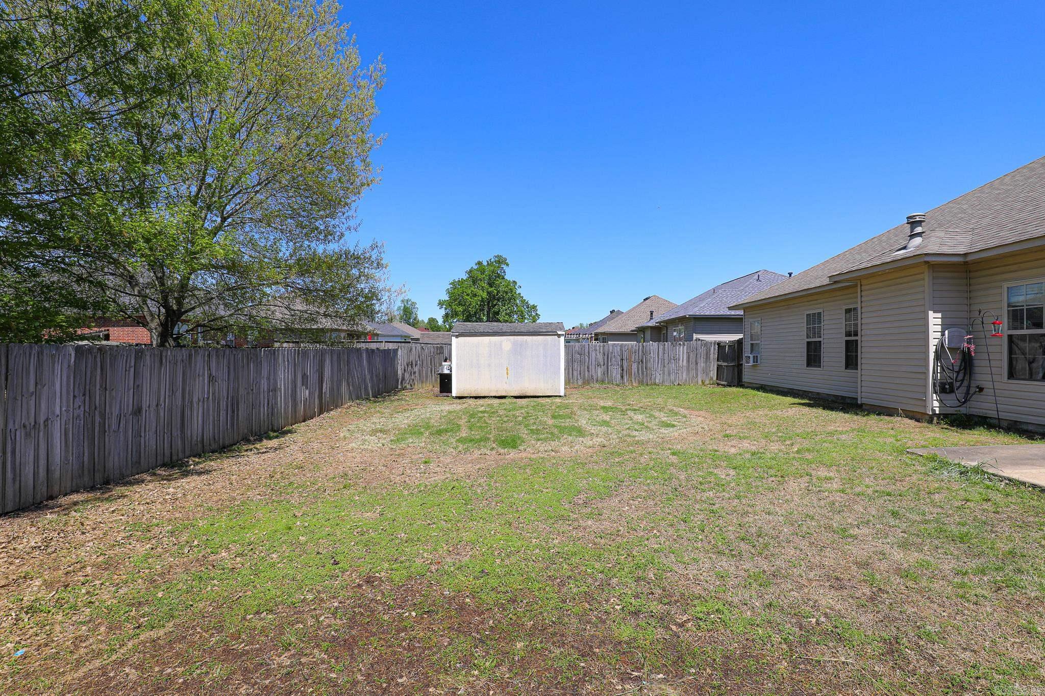 MEADOWLAKE - Residential