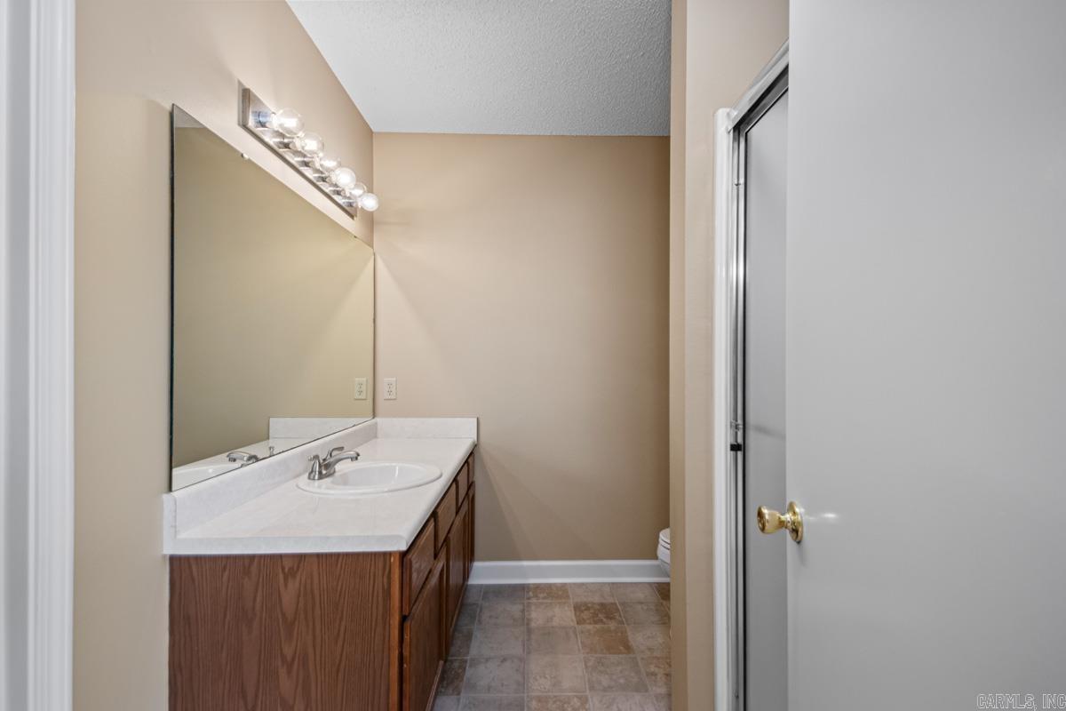 MEADOWLAKE - Residential