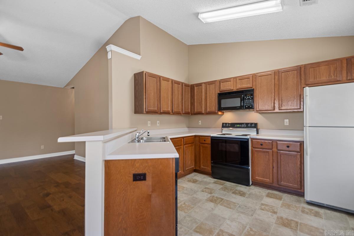 MEADOWLAKE - Residential