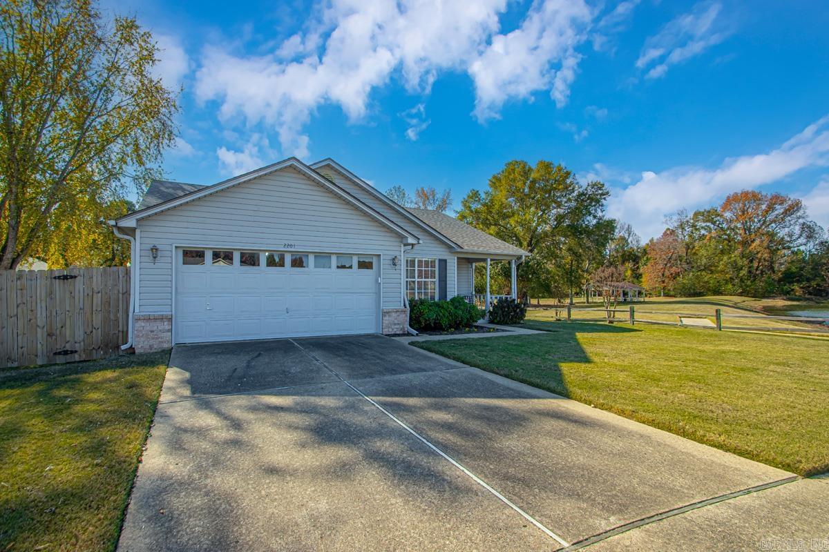 MEADOWLAKE - Residential