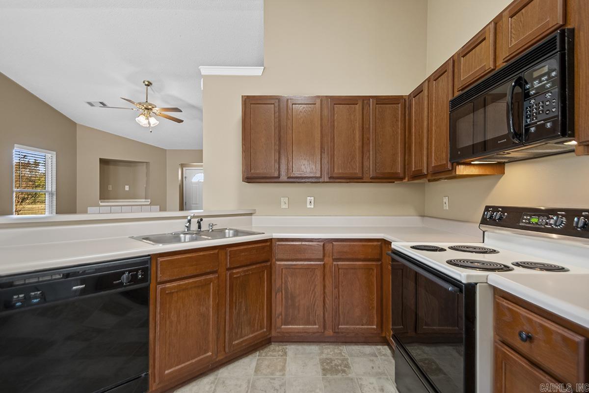 MEADOWLAKE - Residential