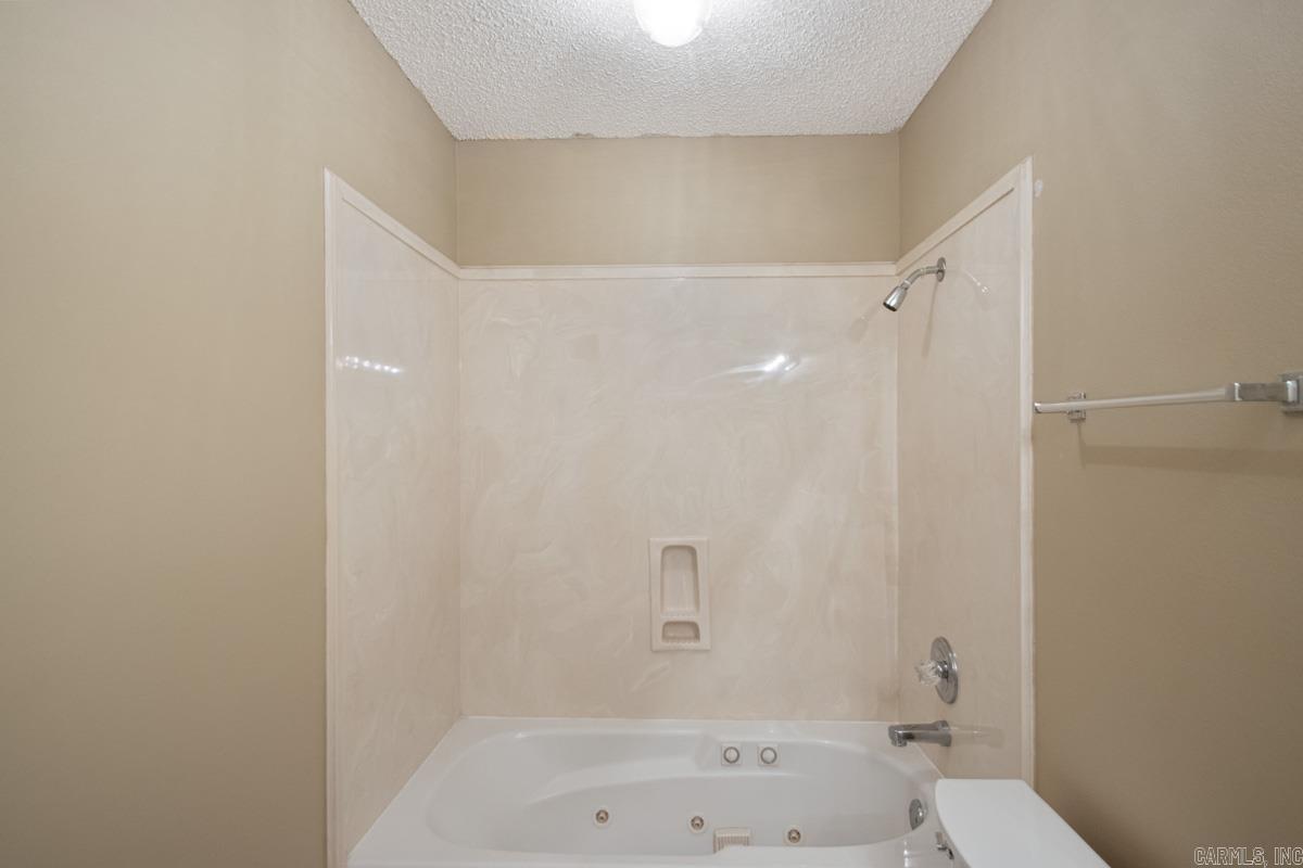 MEADOWLAKE - Residential