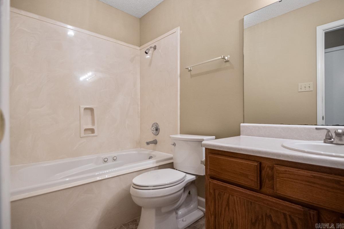 MEADOWLAKE - Residential