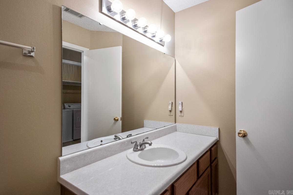 MEADOWLAKE - Residential