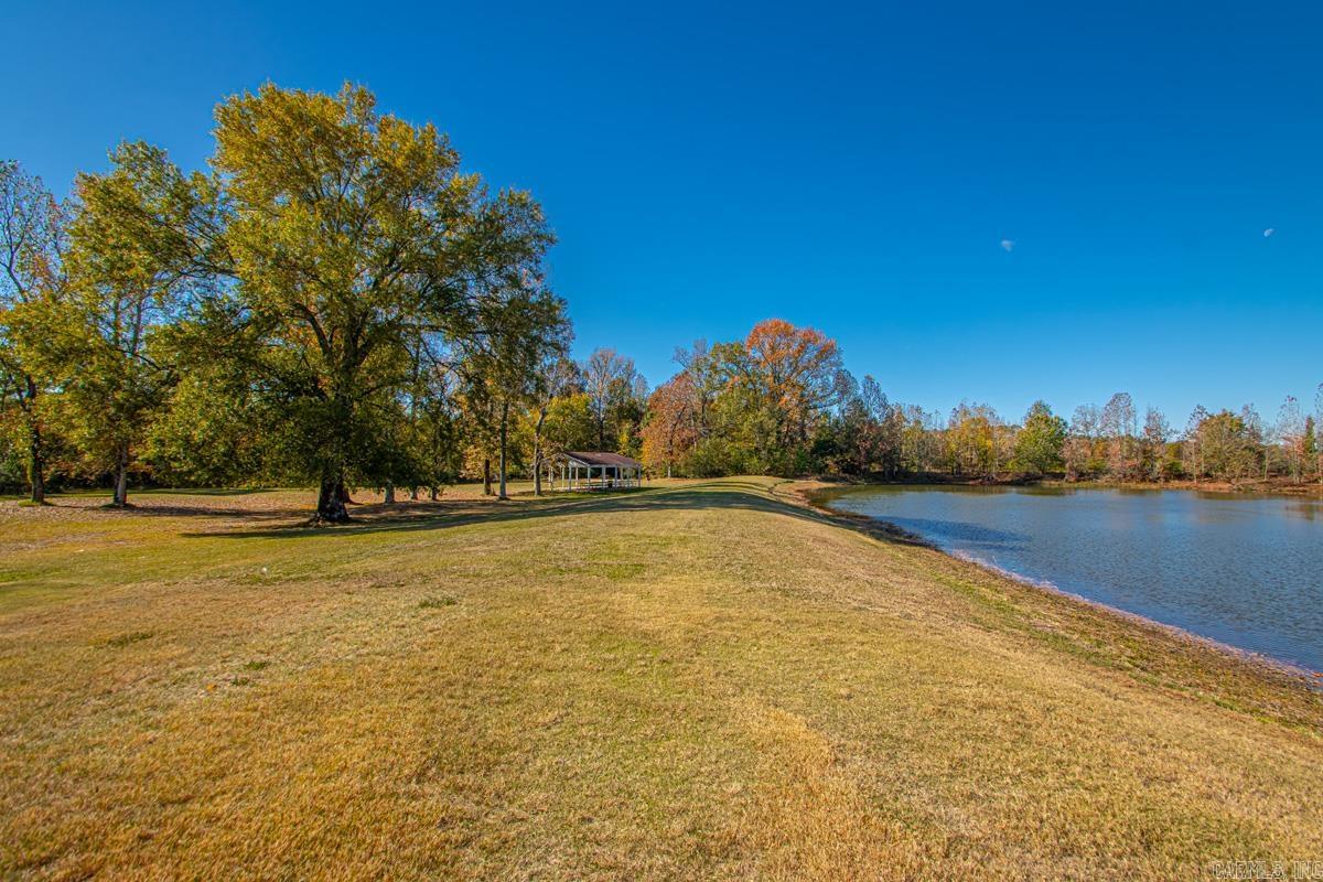 MEADOWLAKE - Residential