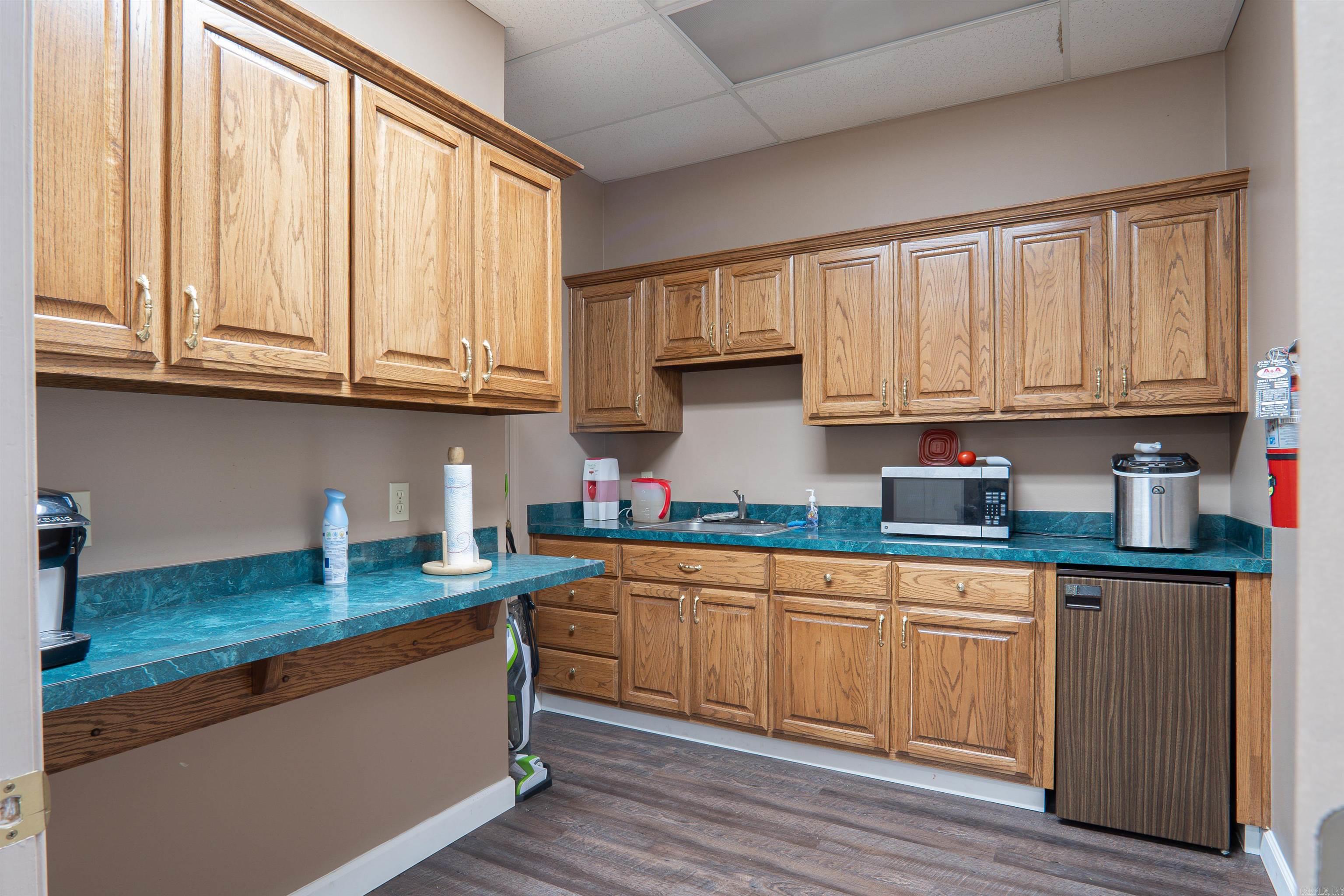 City of Cabot - Commercial Sale