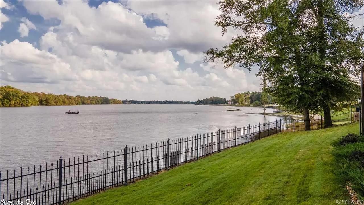 WESTSHORE ADDN HURRICANE LAKE ES - Residential