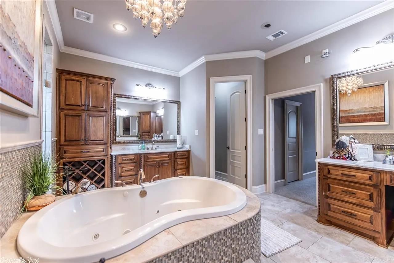 WESTSHORE ADDN HURRICANE LAKE ES - Residential