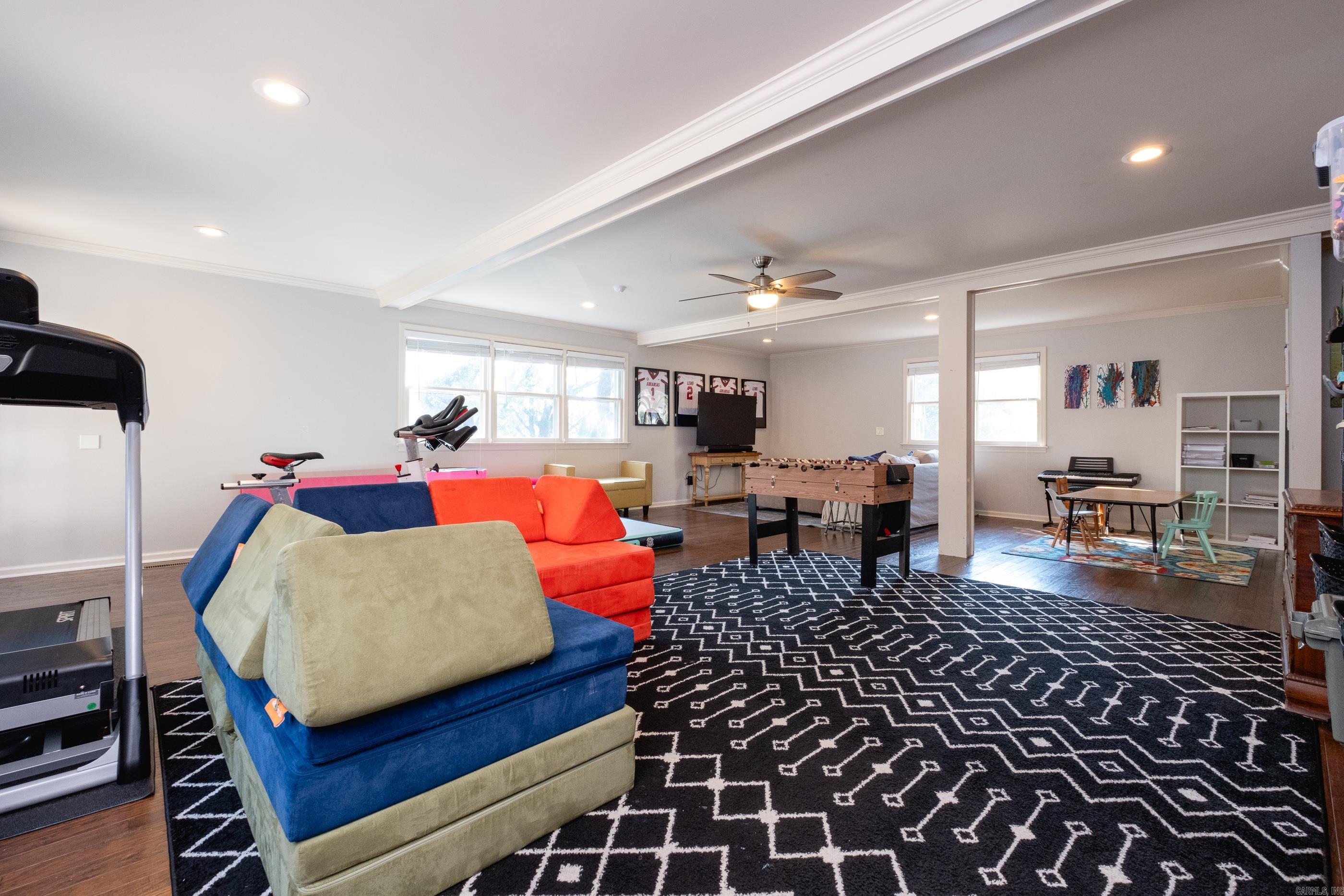 PLEASANT VALLEY - Residential