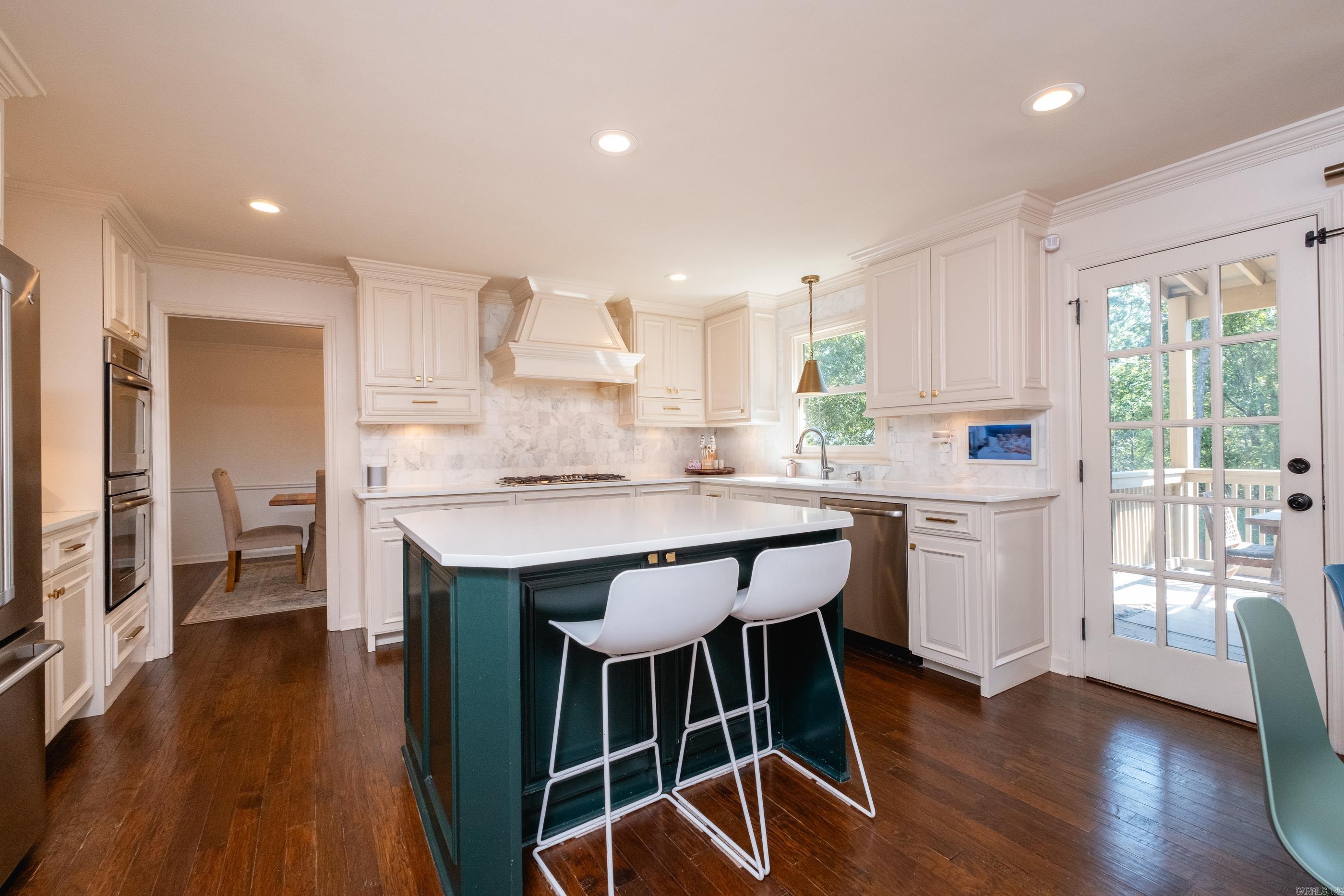 PLEASANT VALLEY - Residential