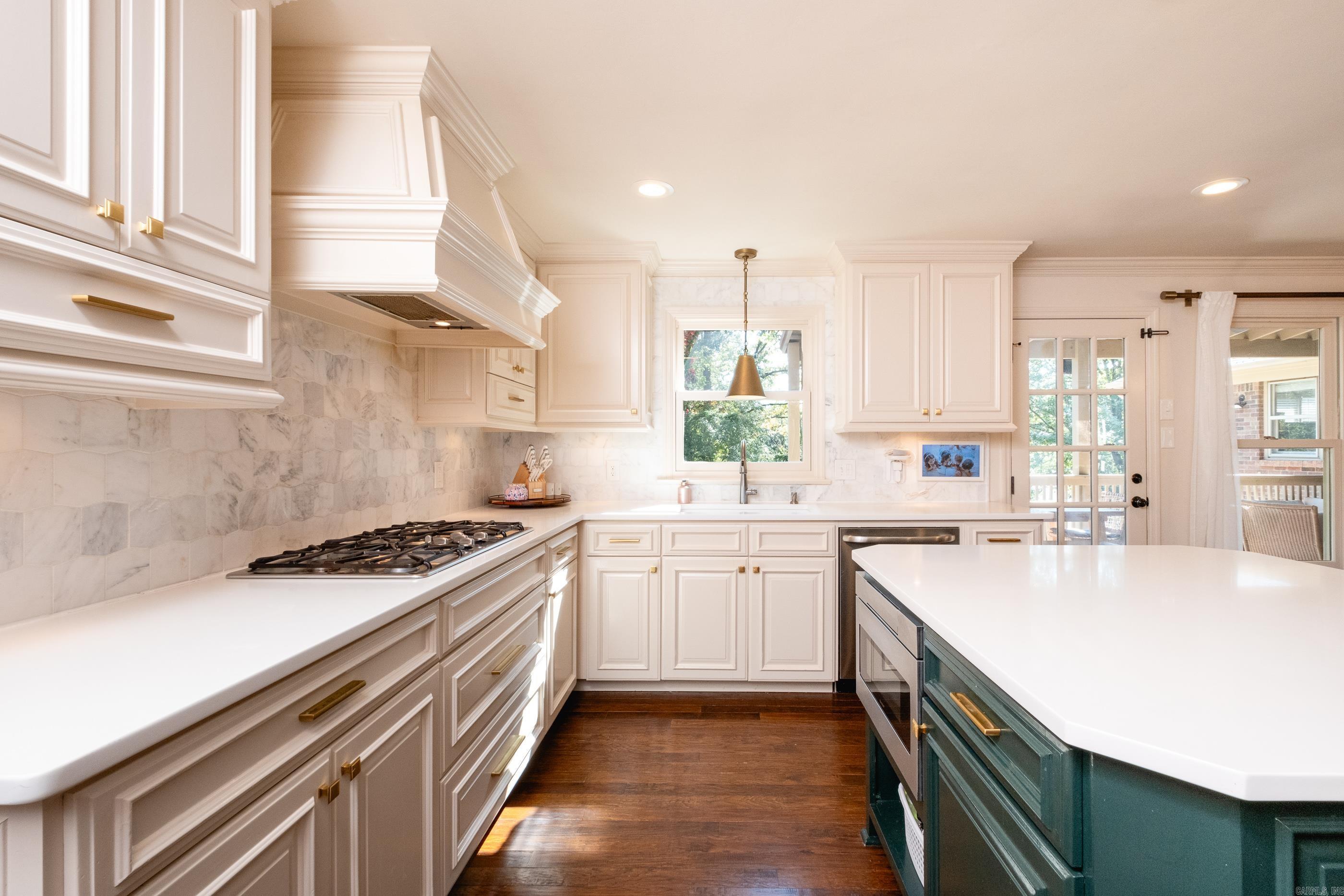 PLEASANT VALLEY - Residential