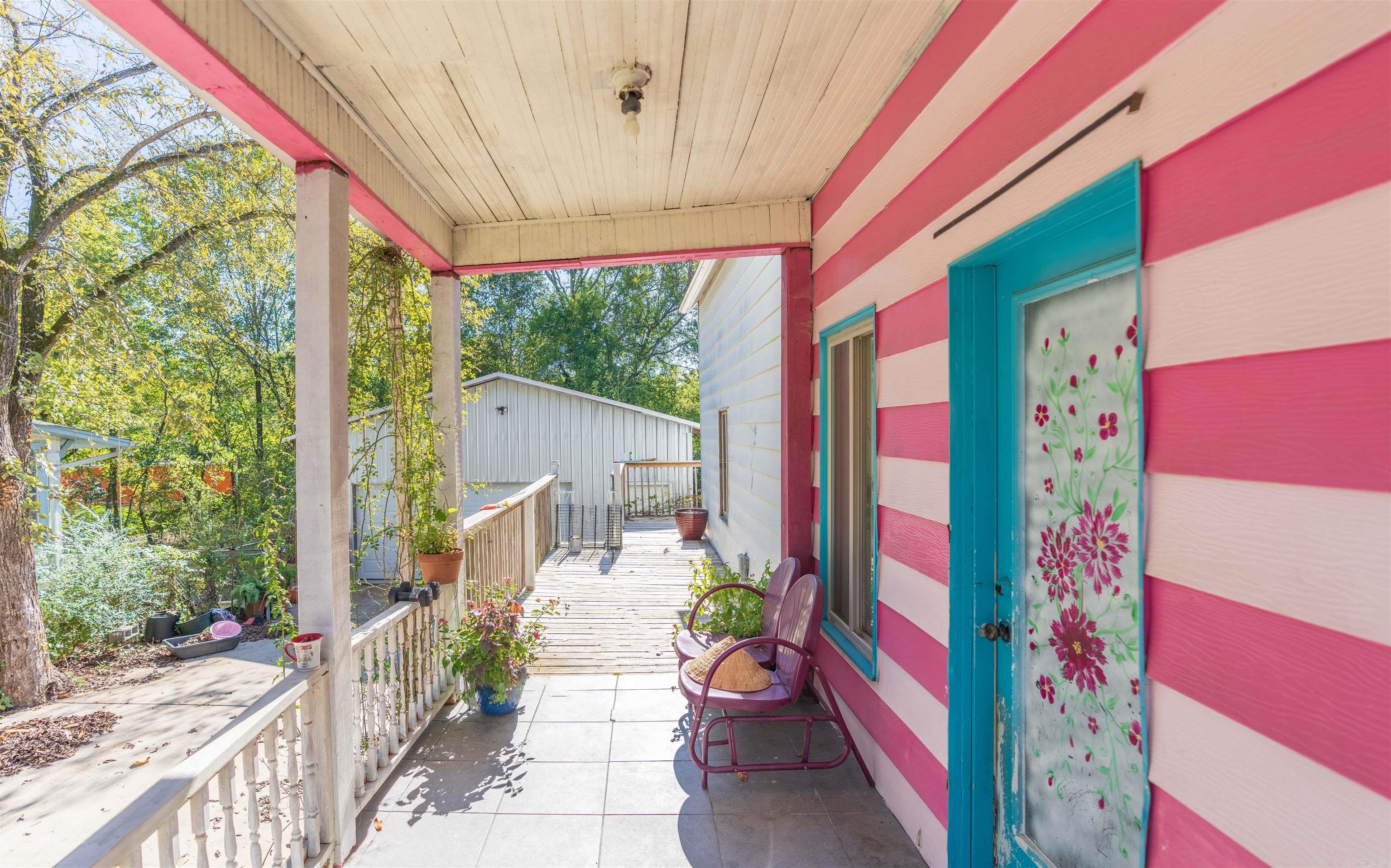 Henerys - Residential