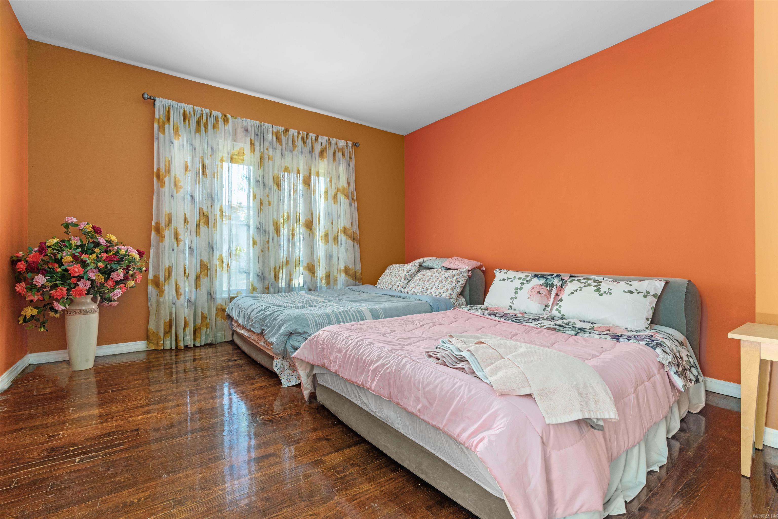 Henerys - Residential