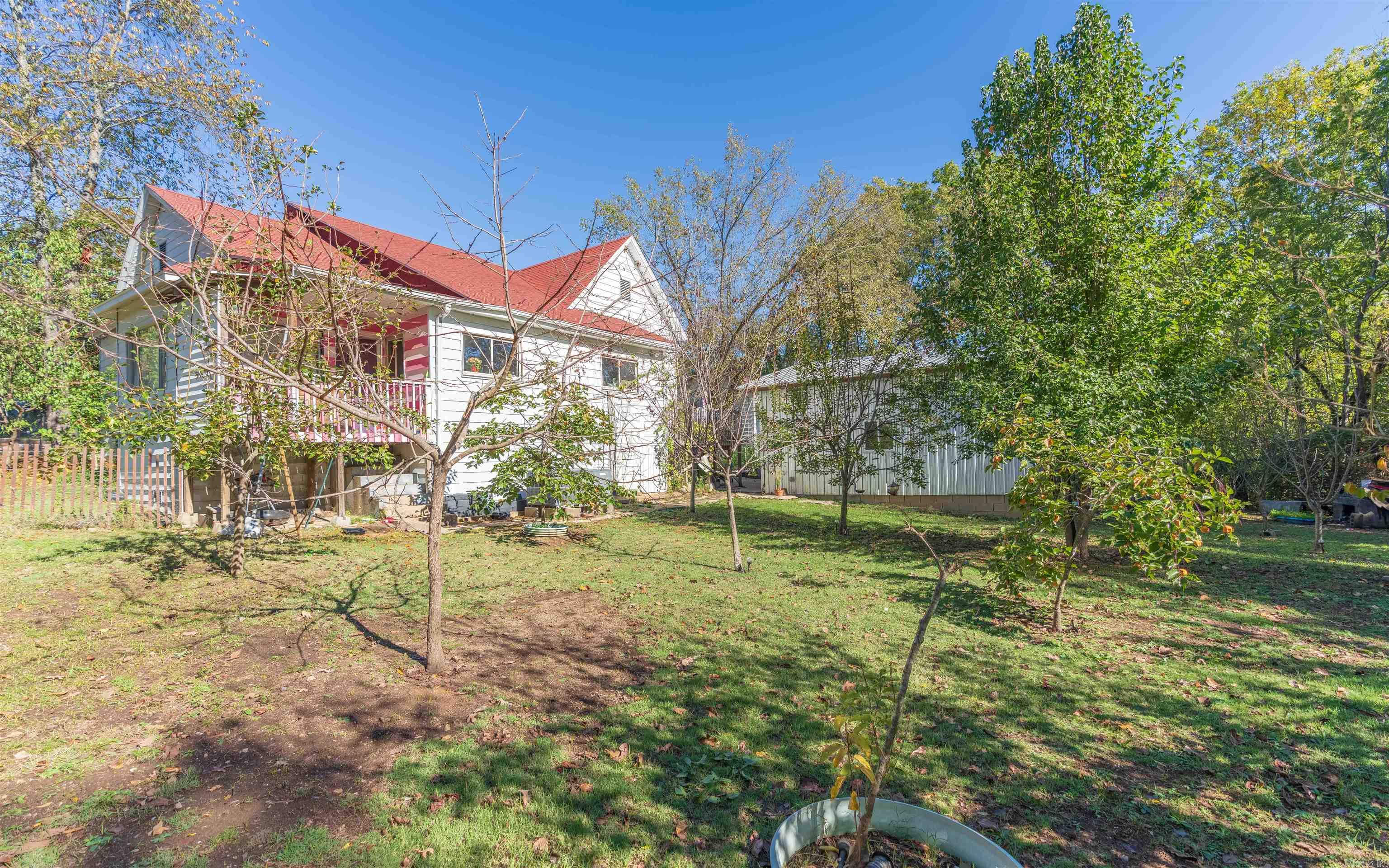 Henerys - Residential