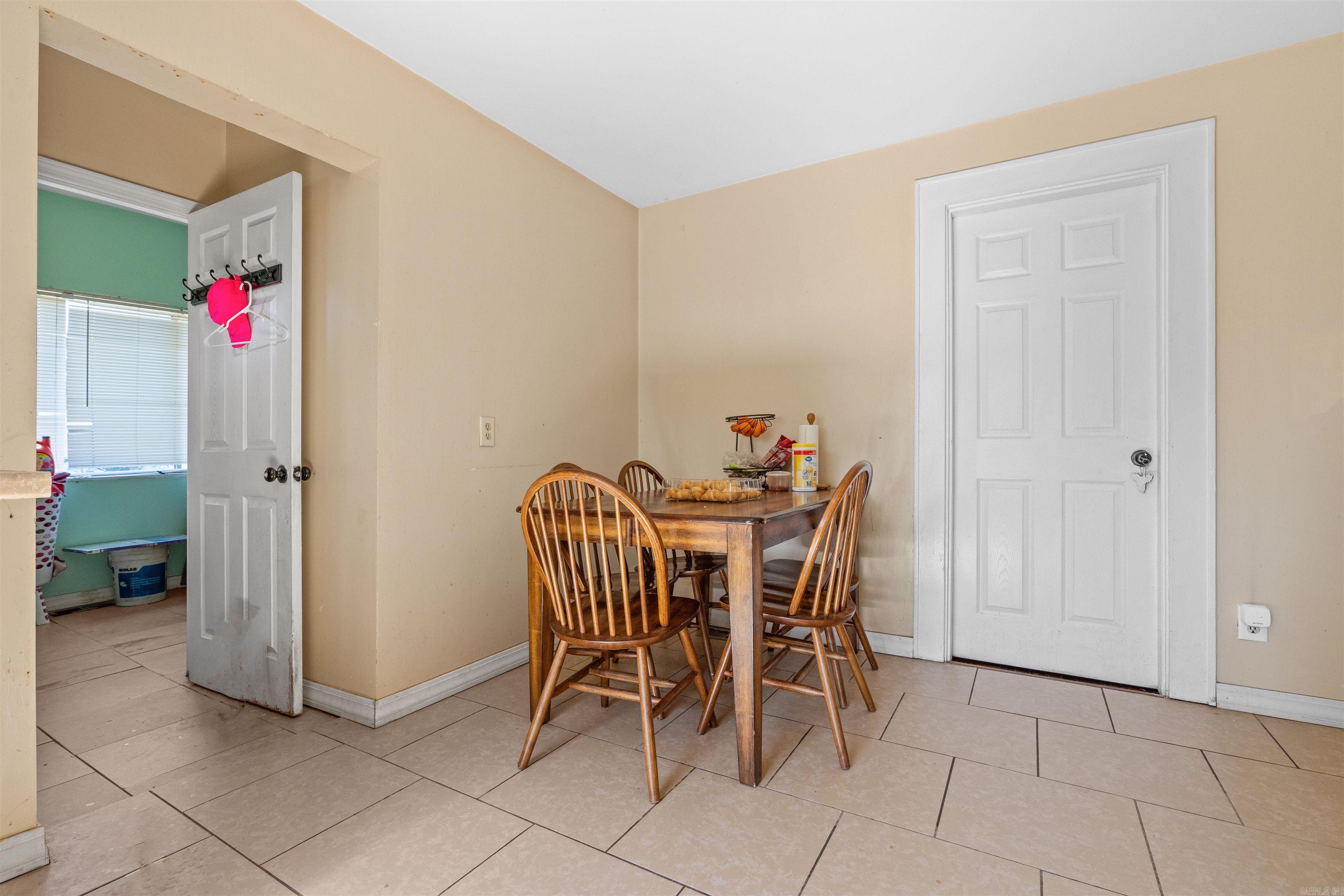 Henerys - Residential