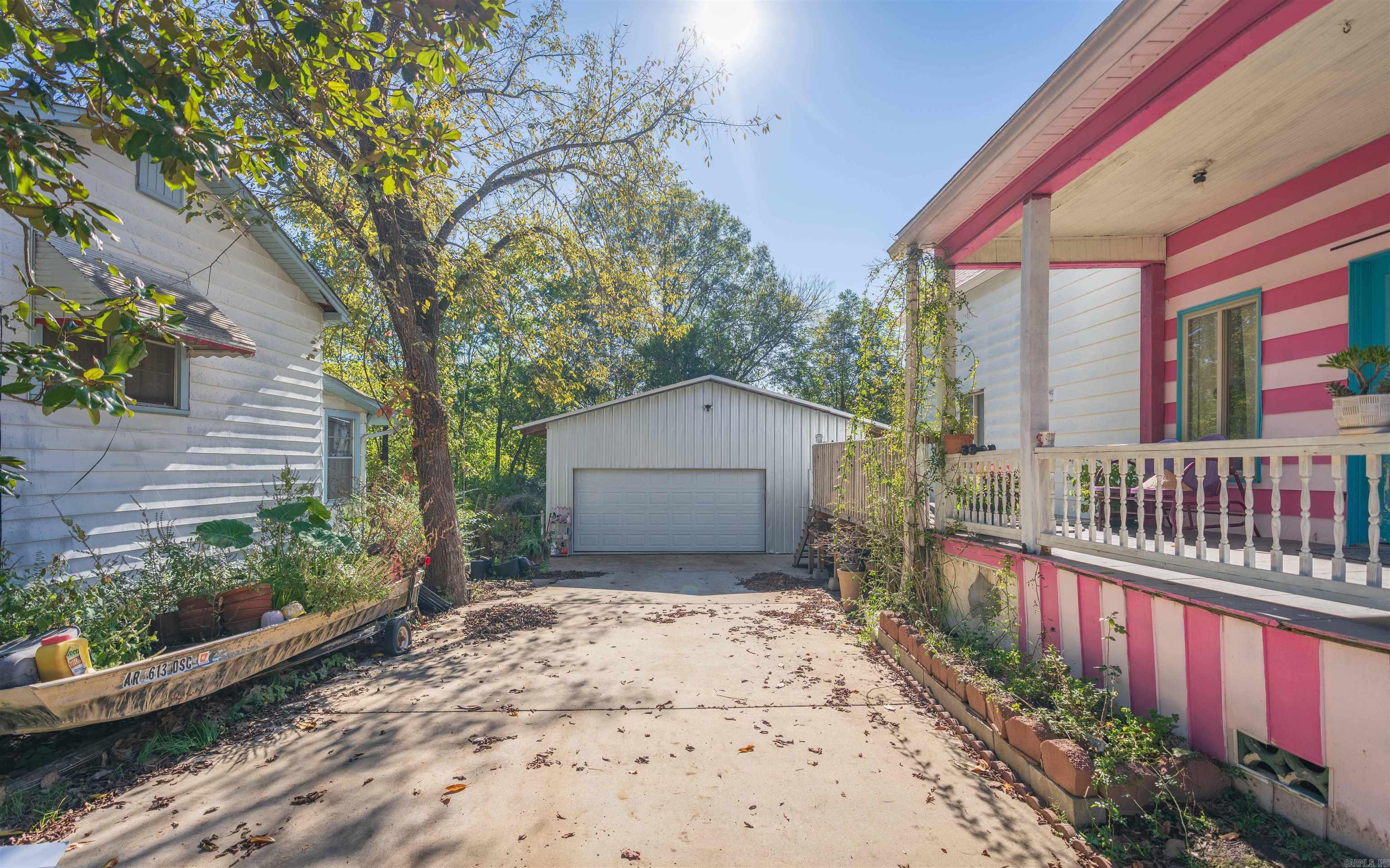 Henerys - Residential