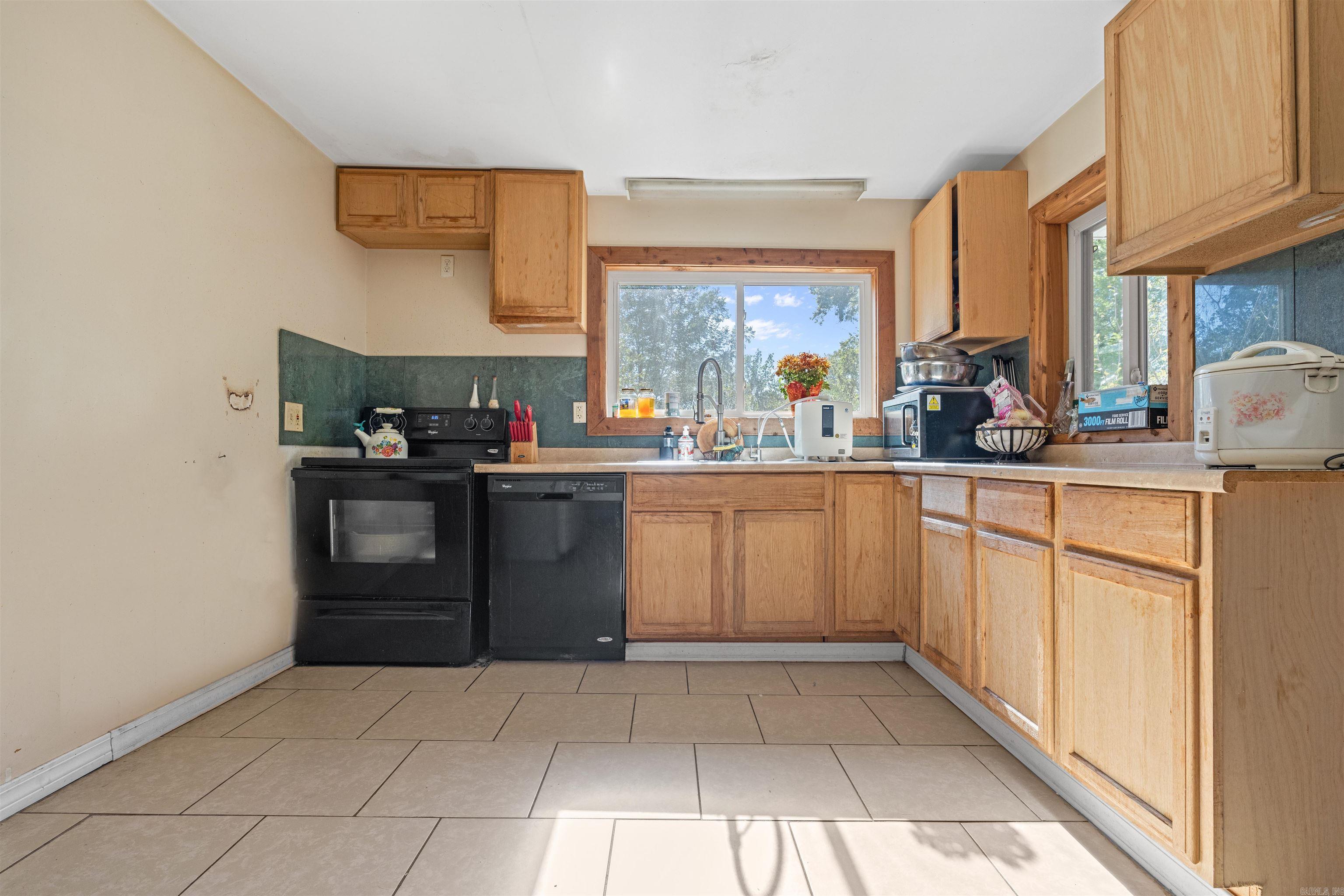 Henerys - Residential