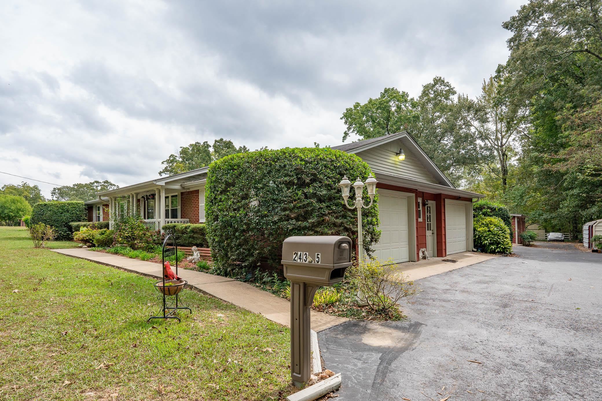 Colonel Glenn Road - Residential