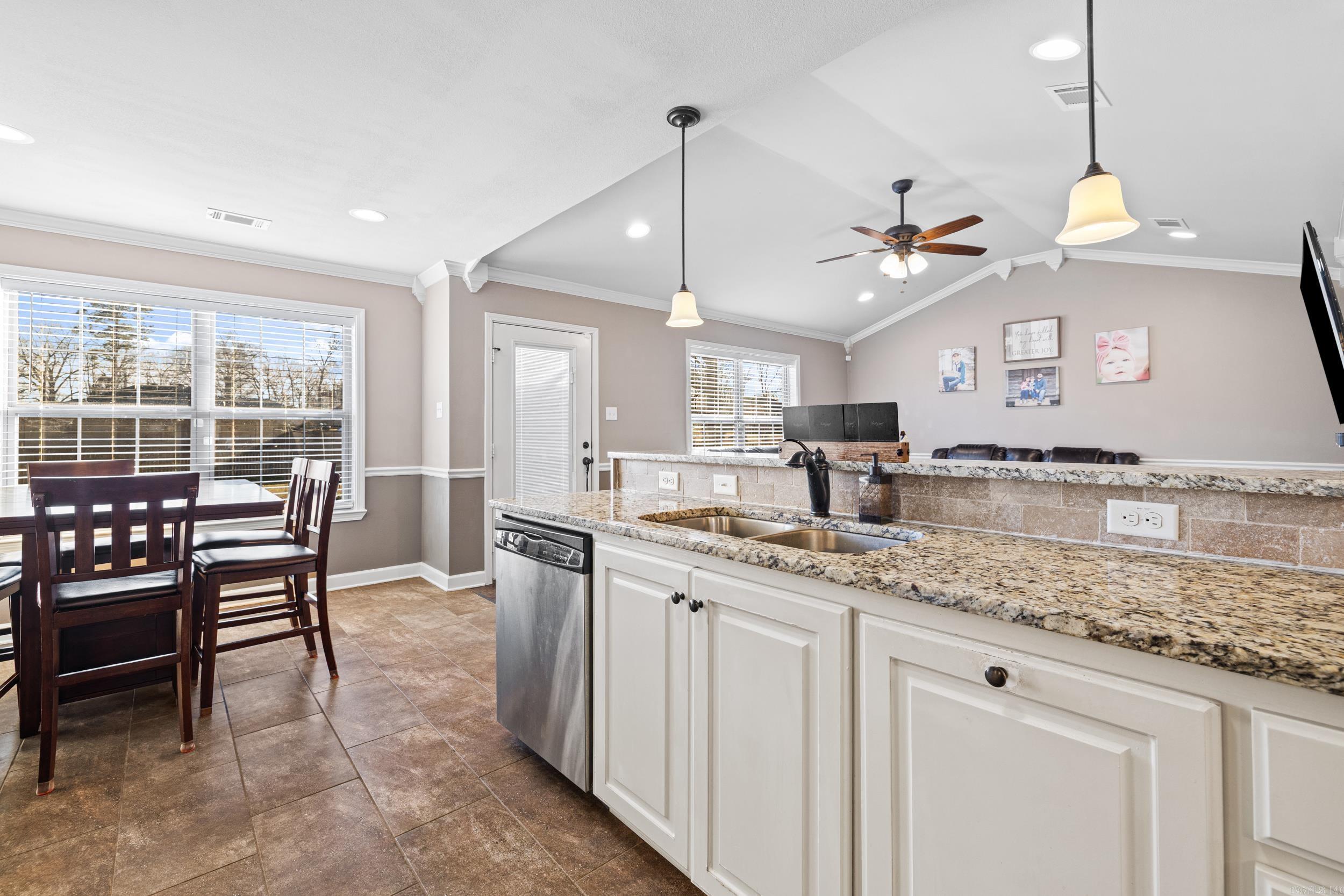 BOBWHITE - Residential