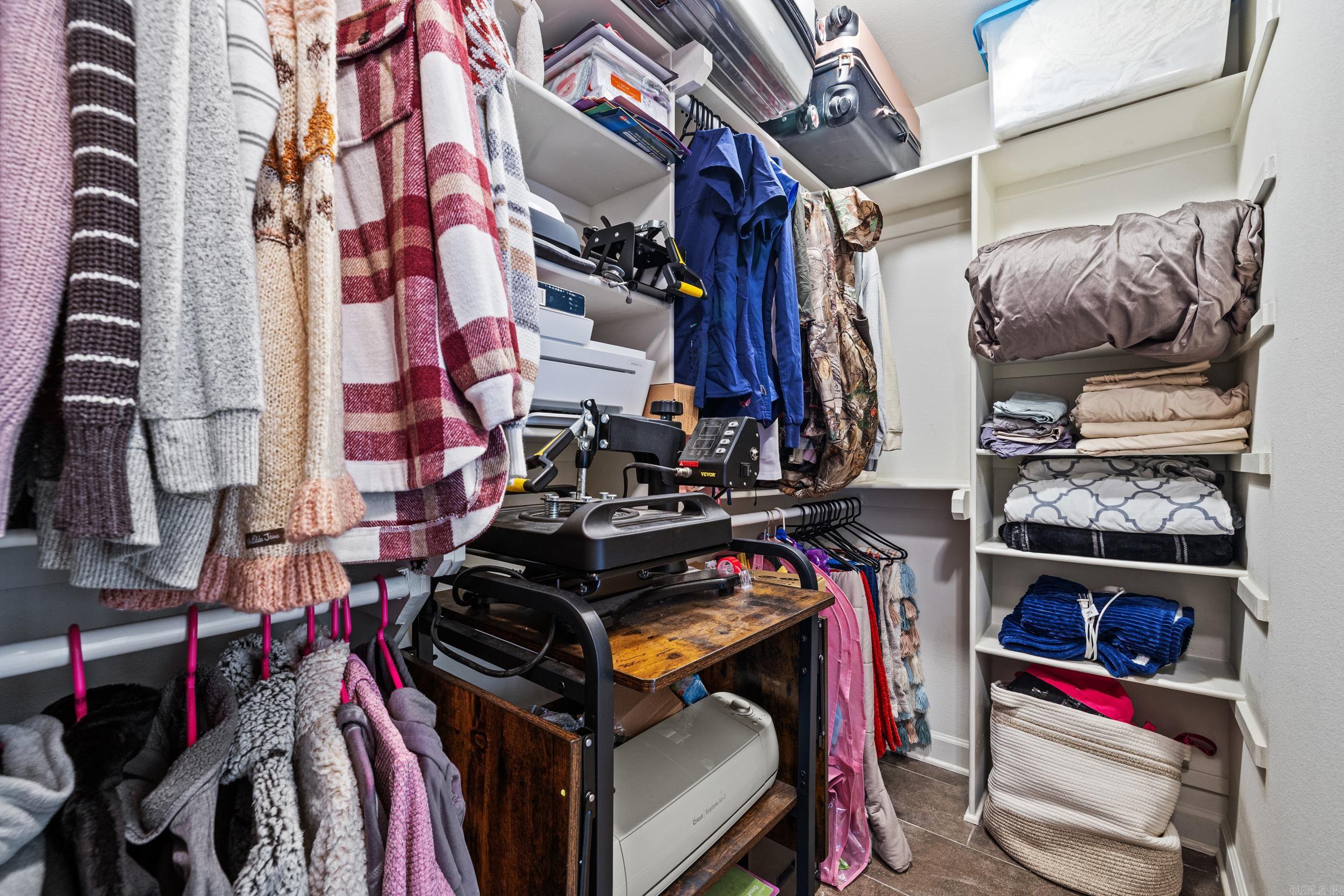 BOBWHITE - Residential