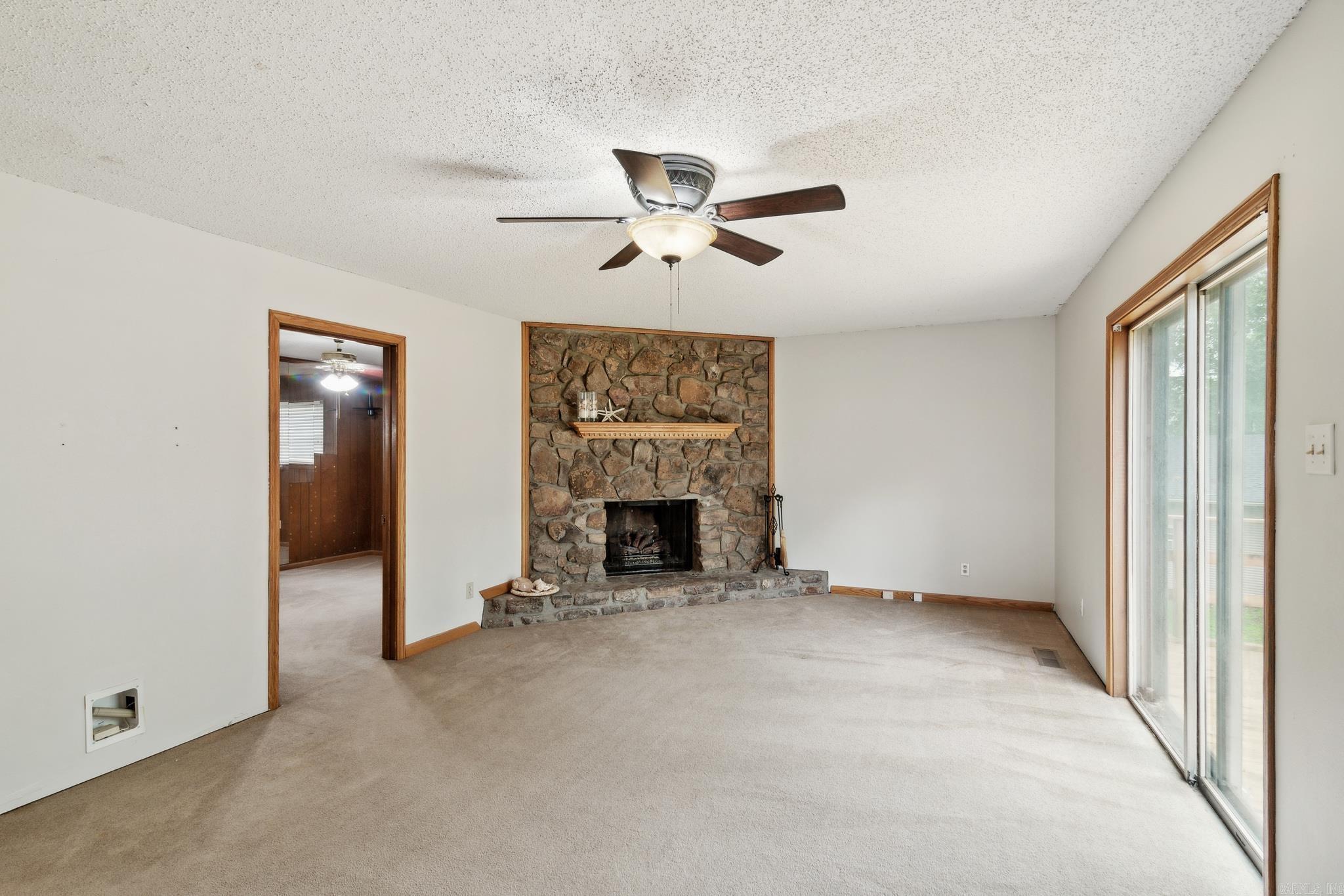 INDIAN HILLS - Residential