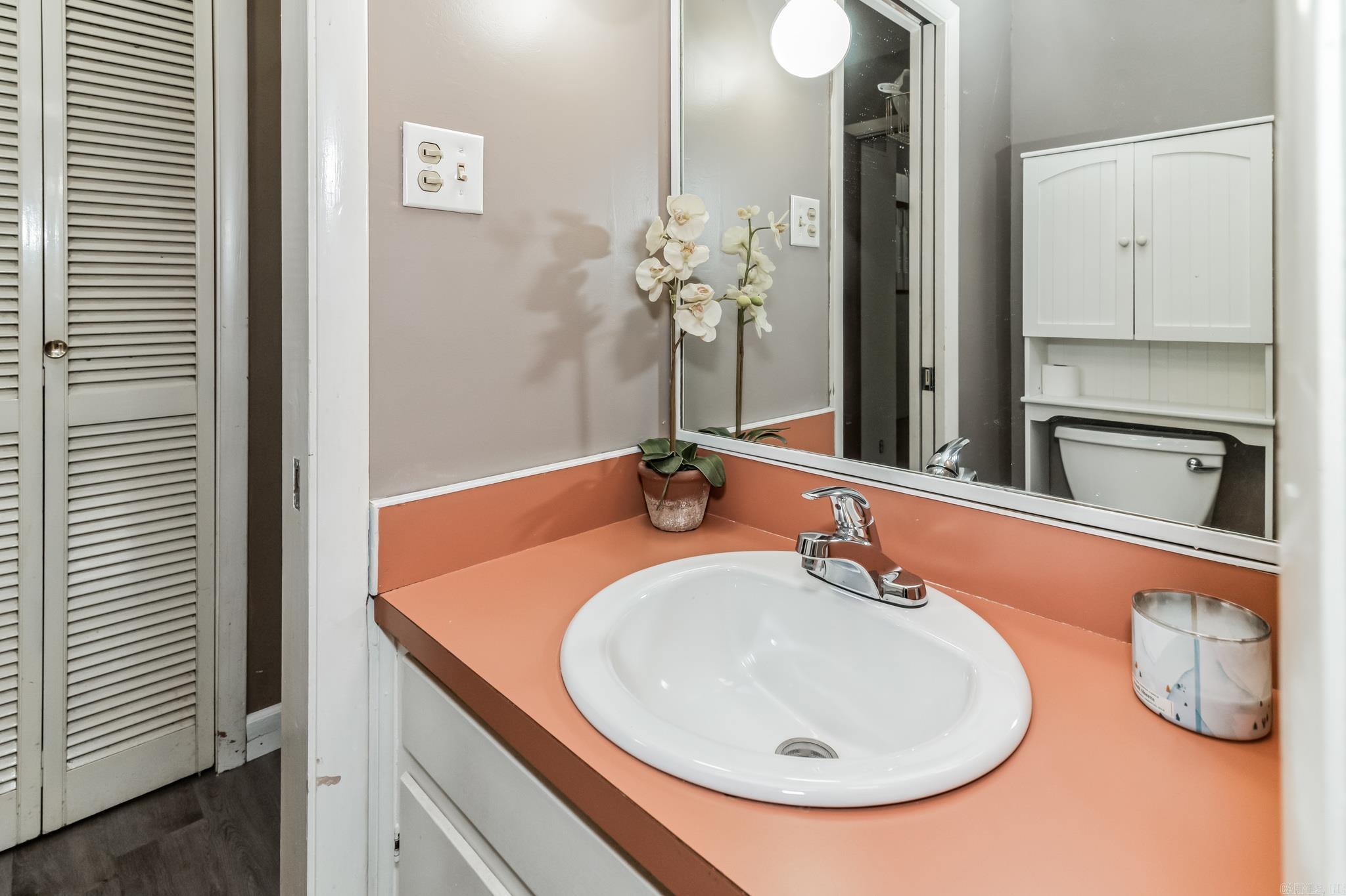 INDIAN HILLS - Residential