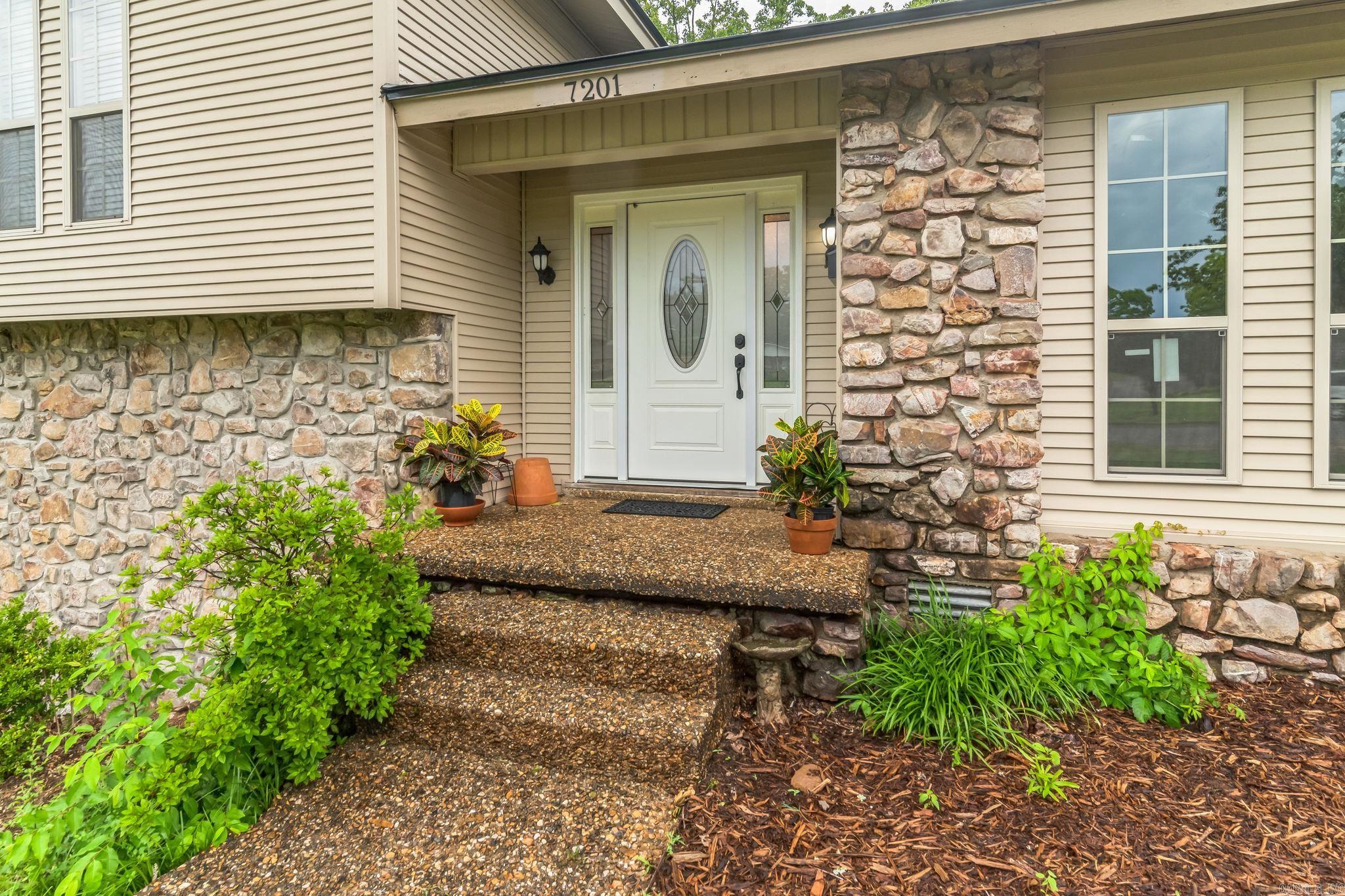 INDIAN HILLS - Residential