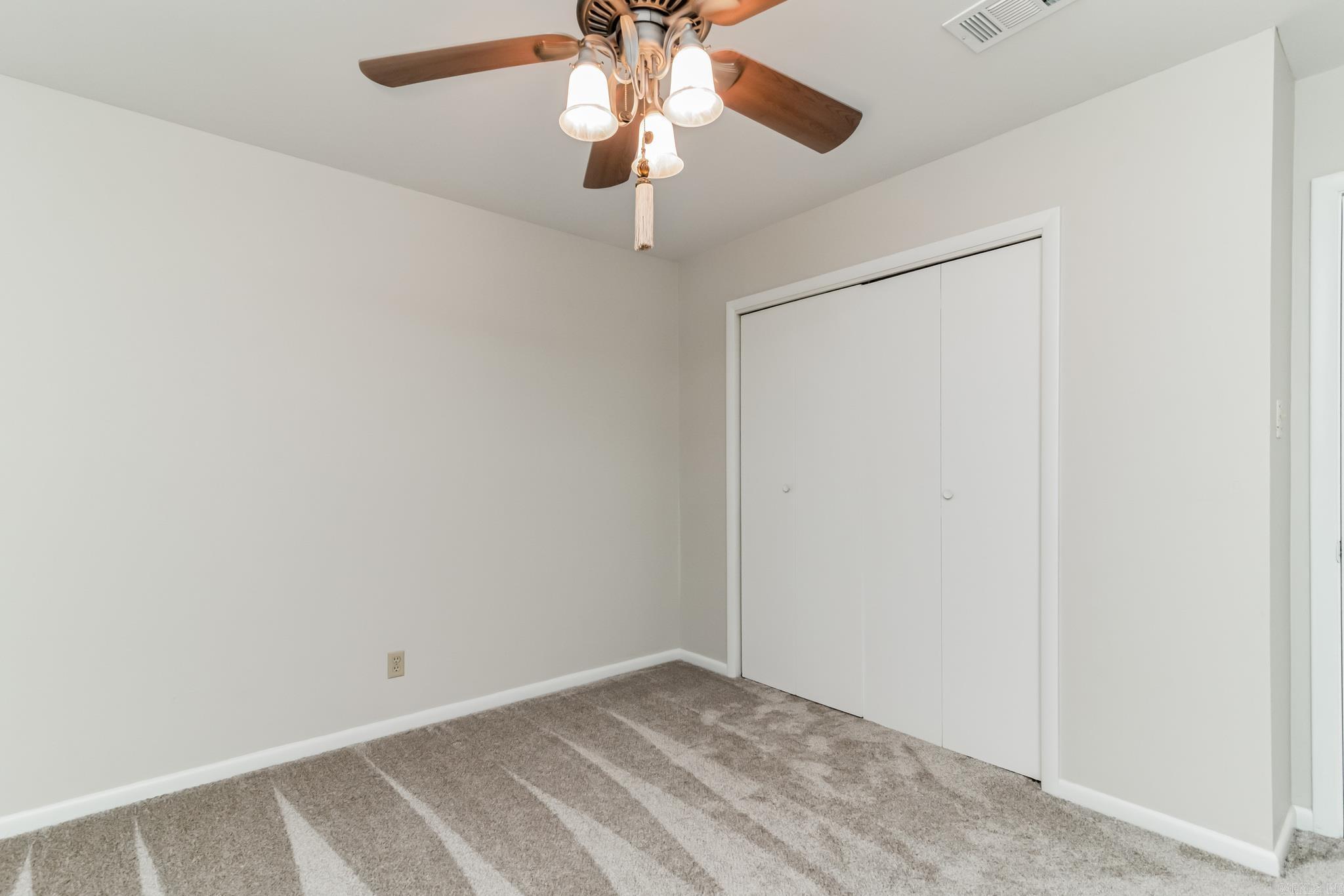 INDIAN HILLS - Residential