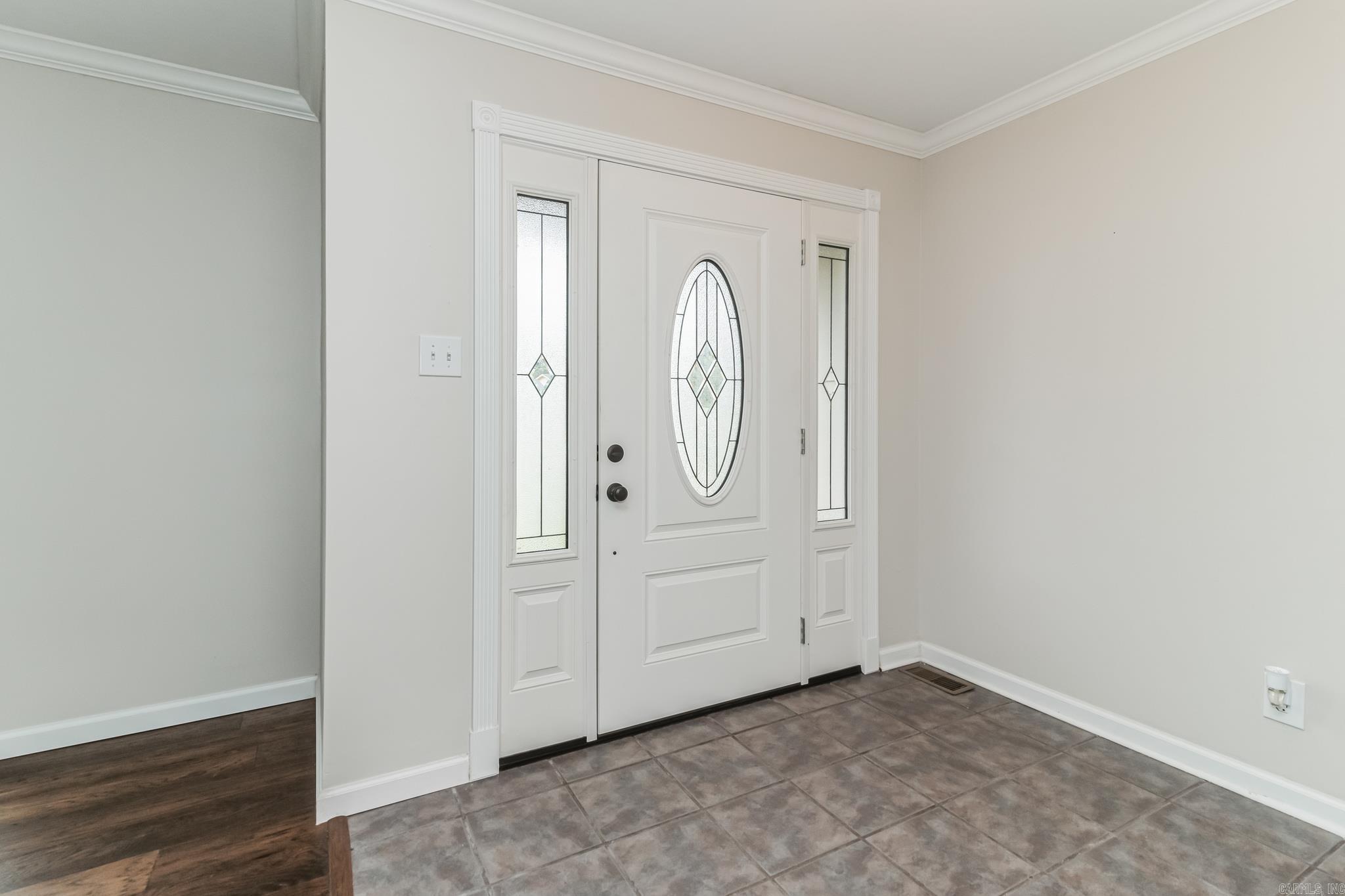 INDIAN HILLS - Residential