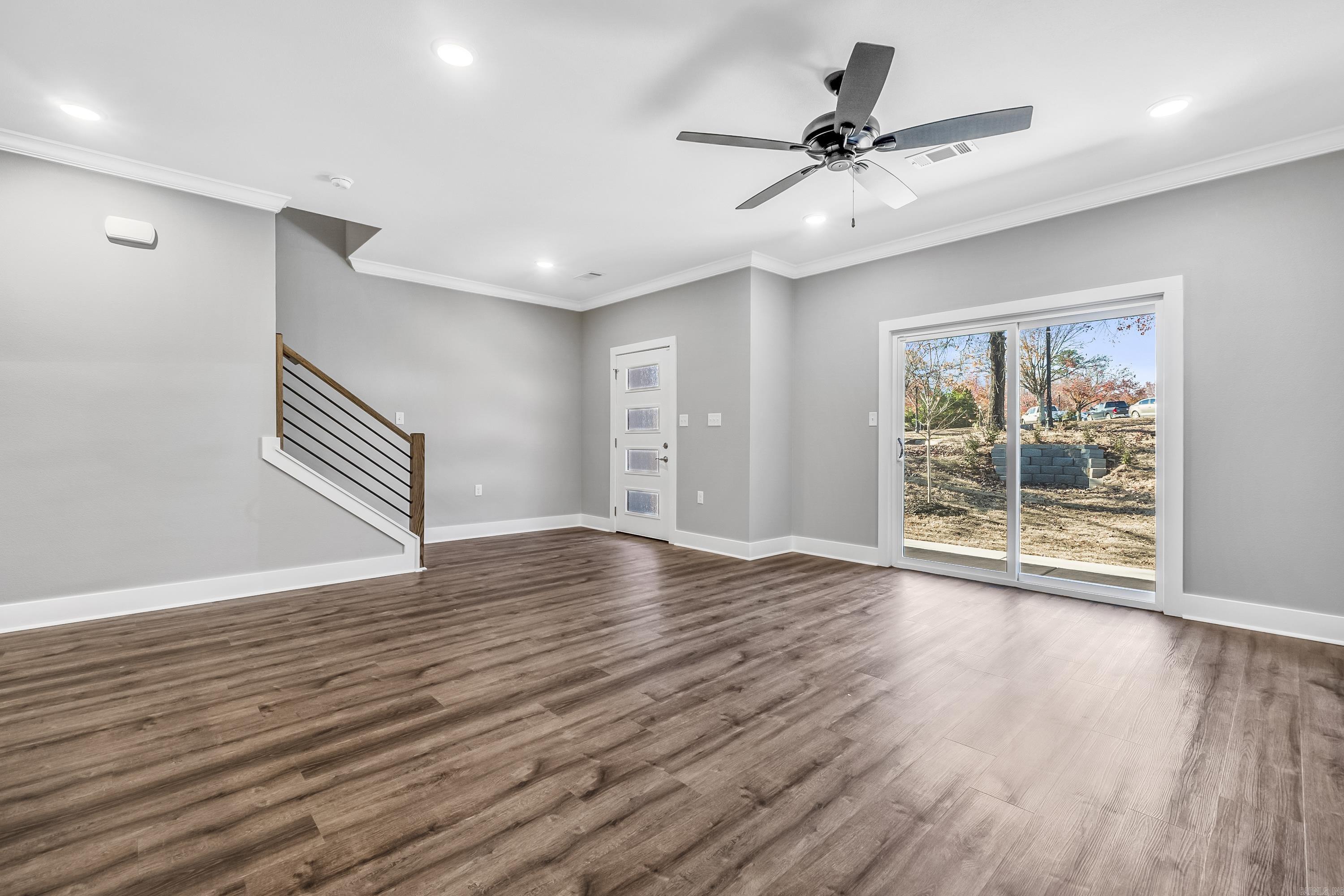 ISABELLE COURT - Residential