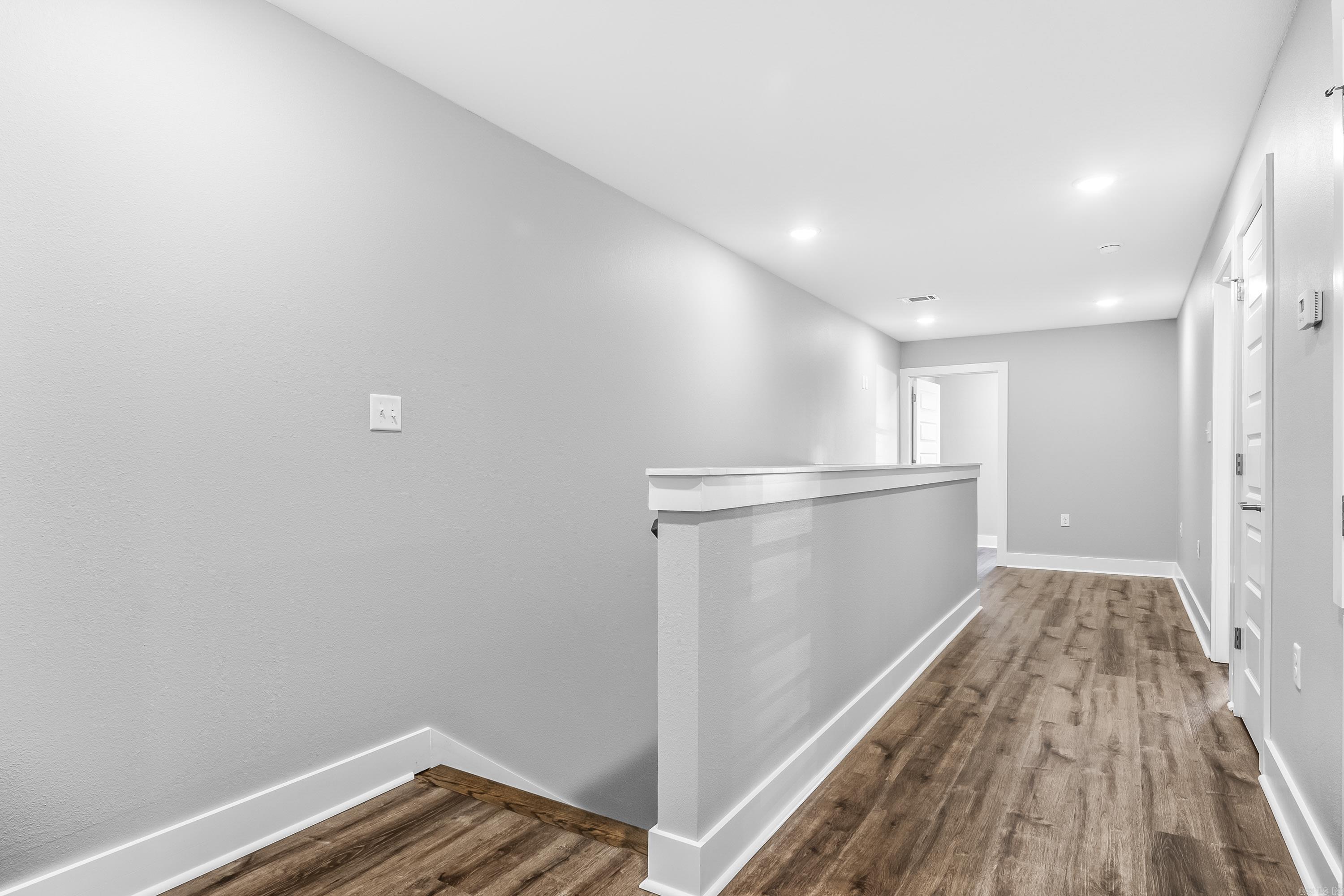 ISABELLE COURT - Residential