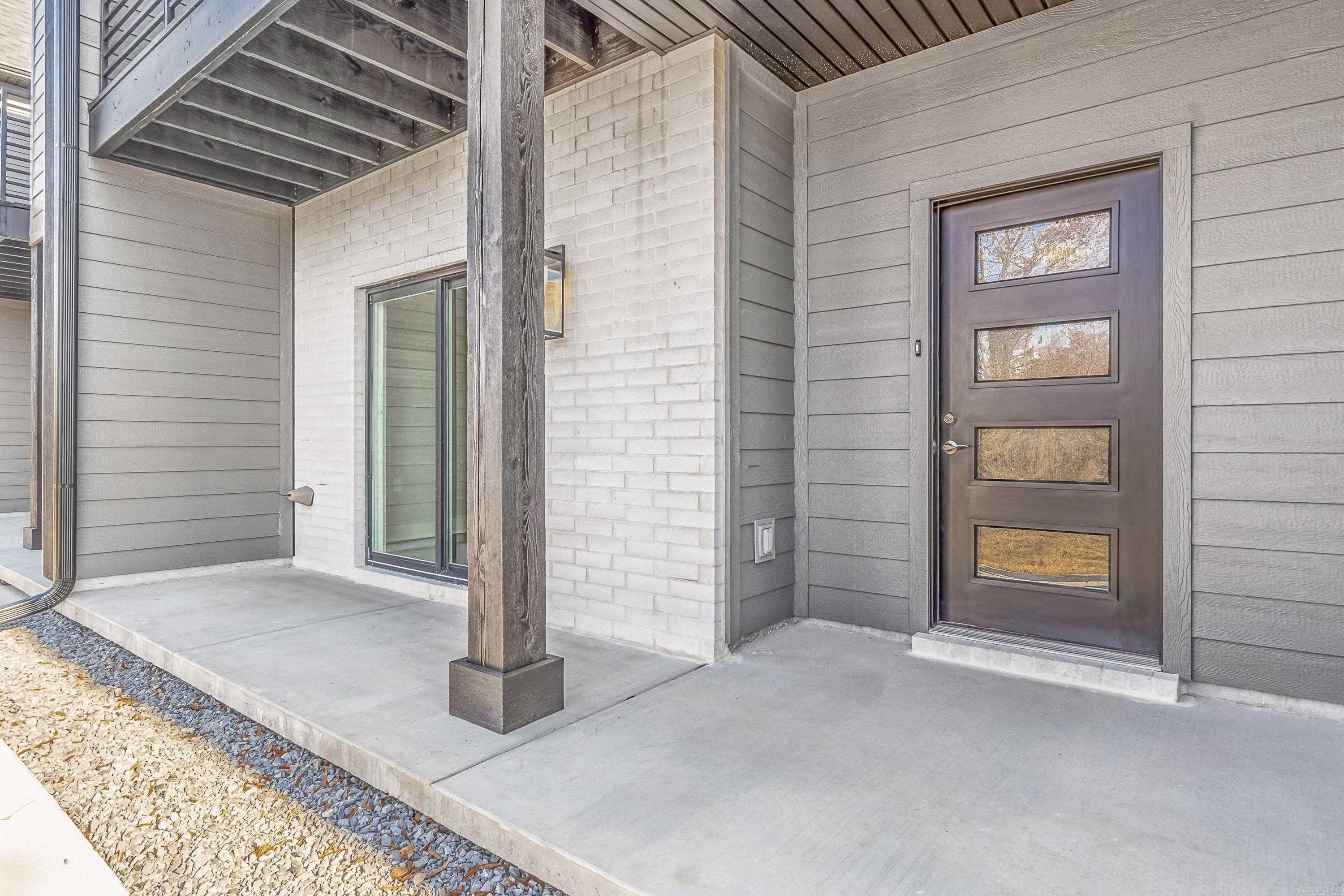 ISABELLE COURT - Residential