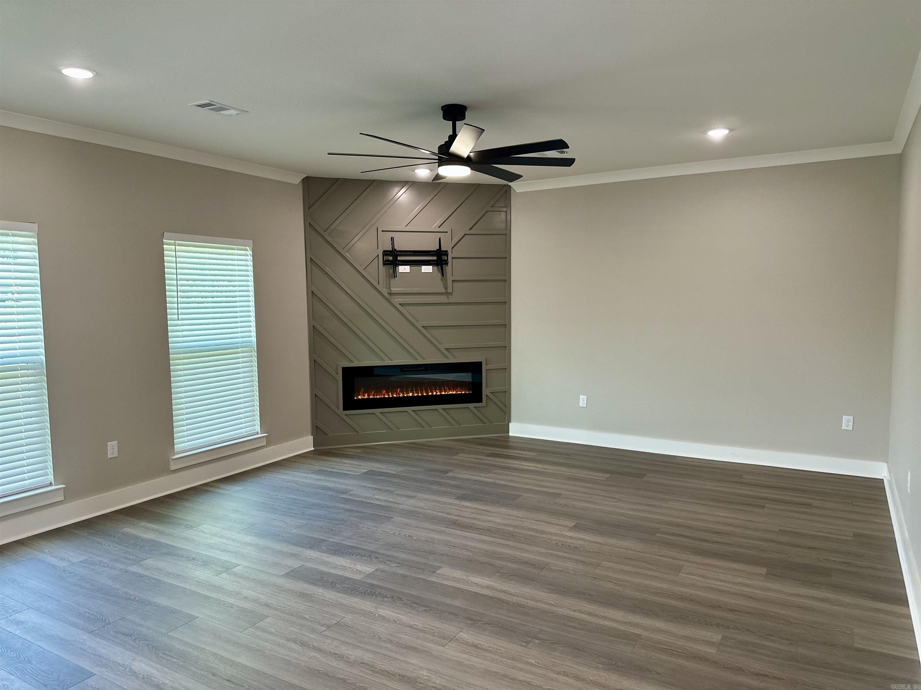 DOVE CREEK - Residential