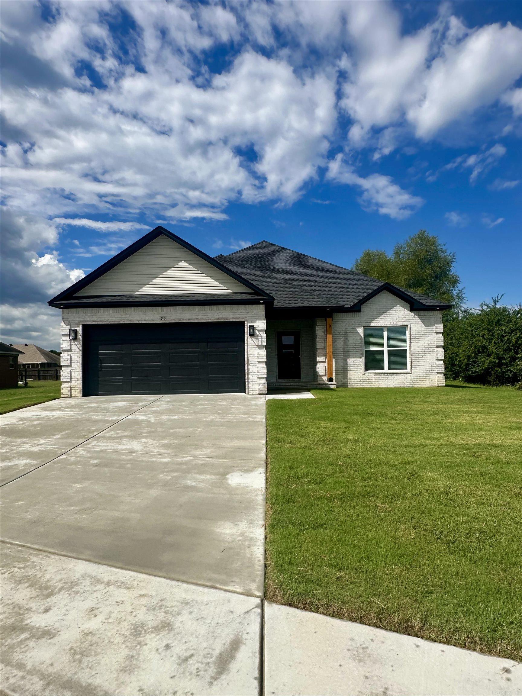 DOVE CREEK - Residential