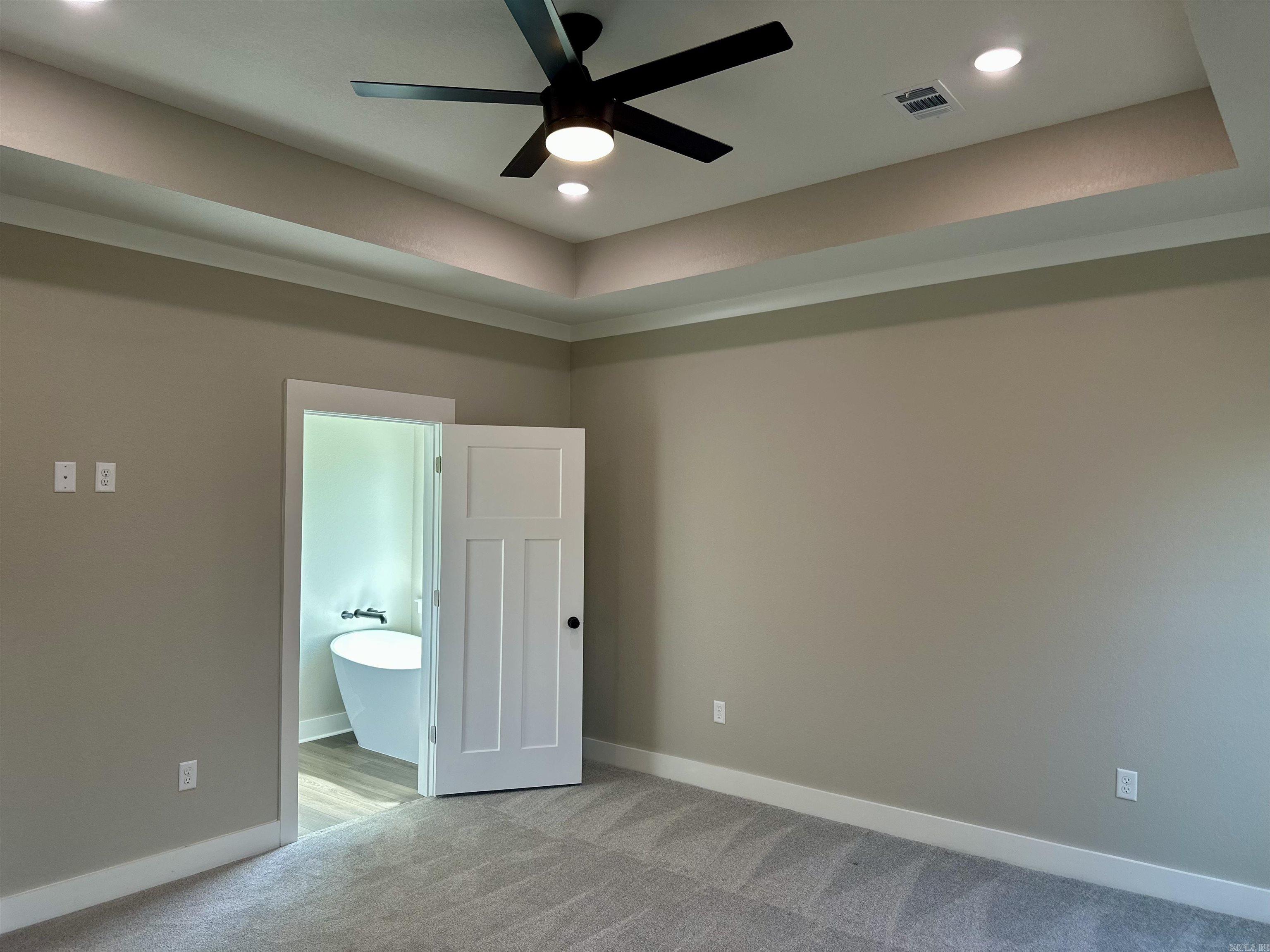 DOVE CREEK - Residential