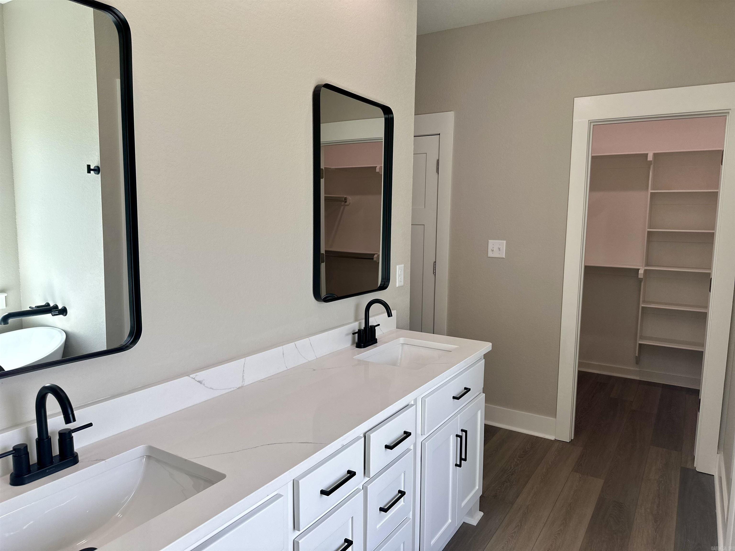 DOVE CREEK - Residential
