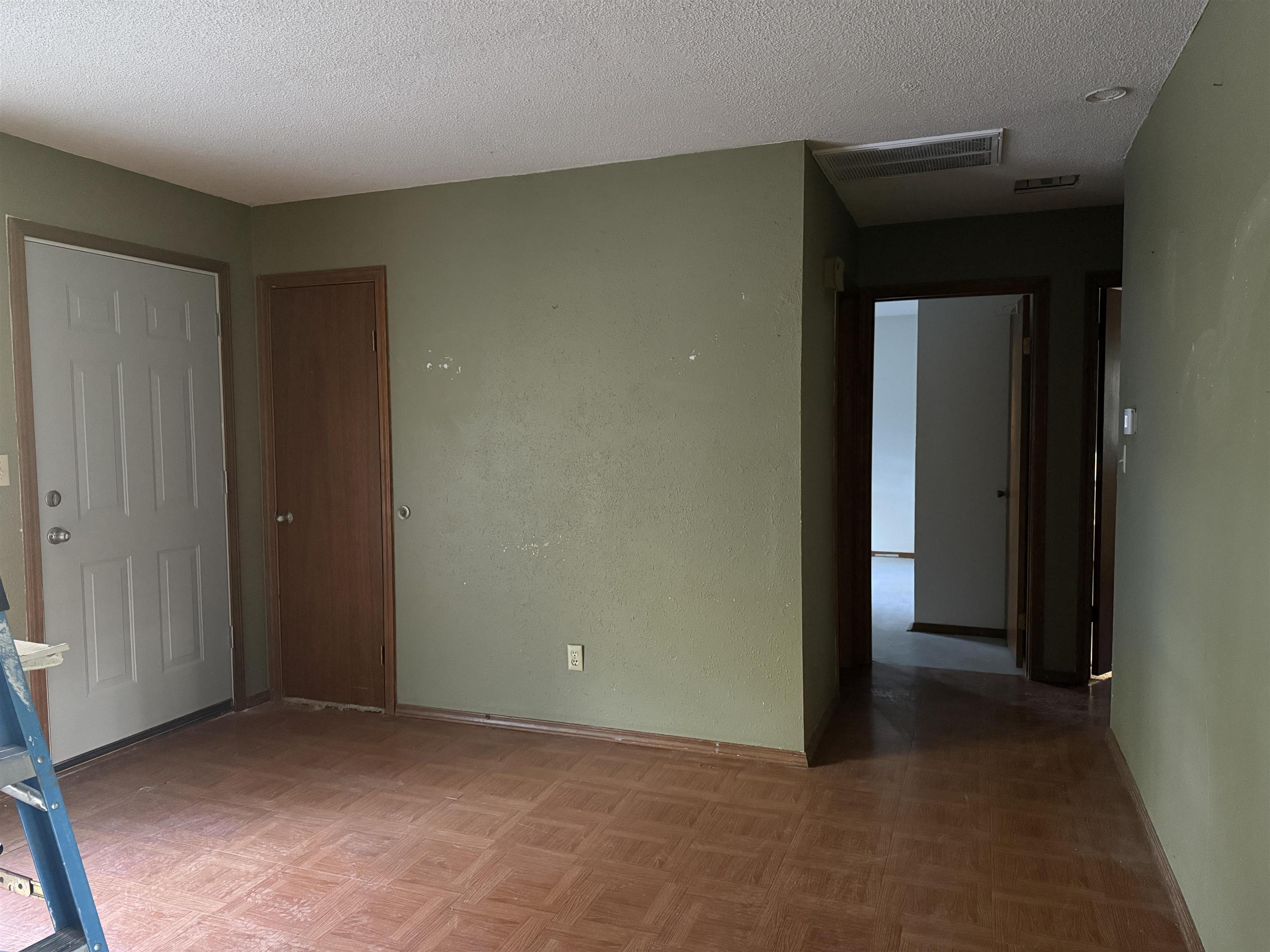 Navasota - Residential Lease